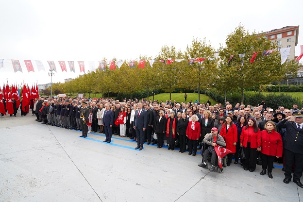 Beylikdüzü Cumhuriyet’in 103. yılında bayram coşkusunu doyasıya yaşadı