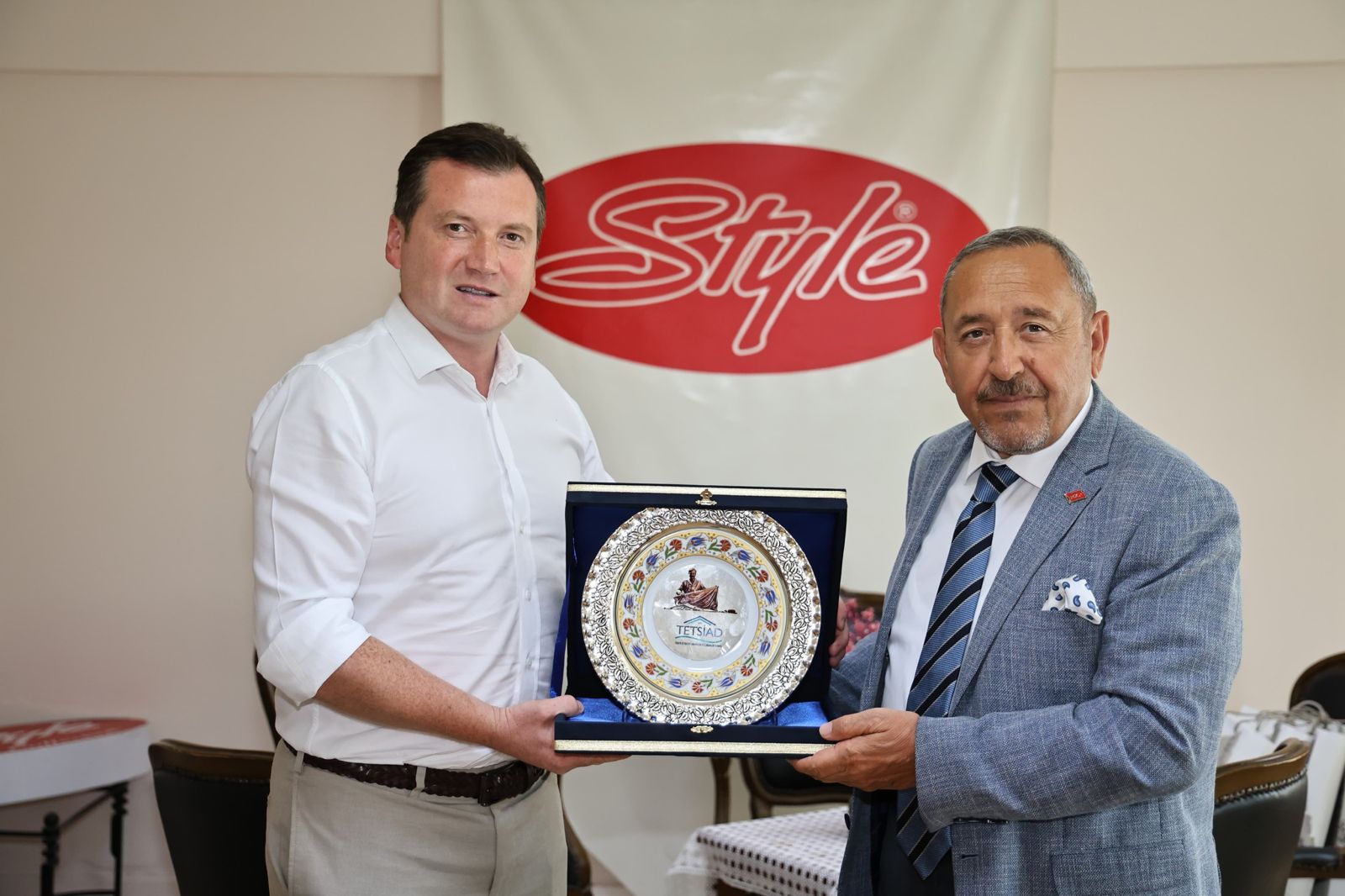 Başkan Balcıoğlu'ndan Bayramlar Brode Fabrikasına Ziyaret