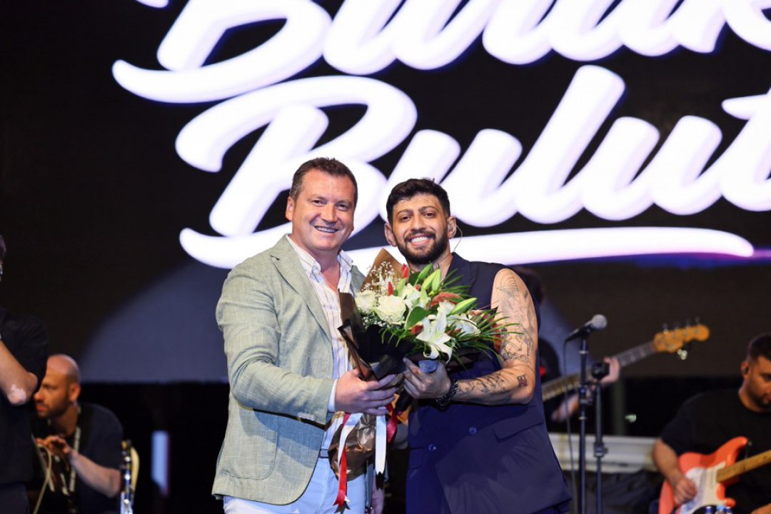 Başkan Balcıoğlu: Ayırmak isteyenlere inat biriz, ayrıştırmak isteyenlere inat beraberiz