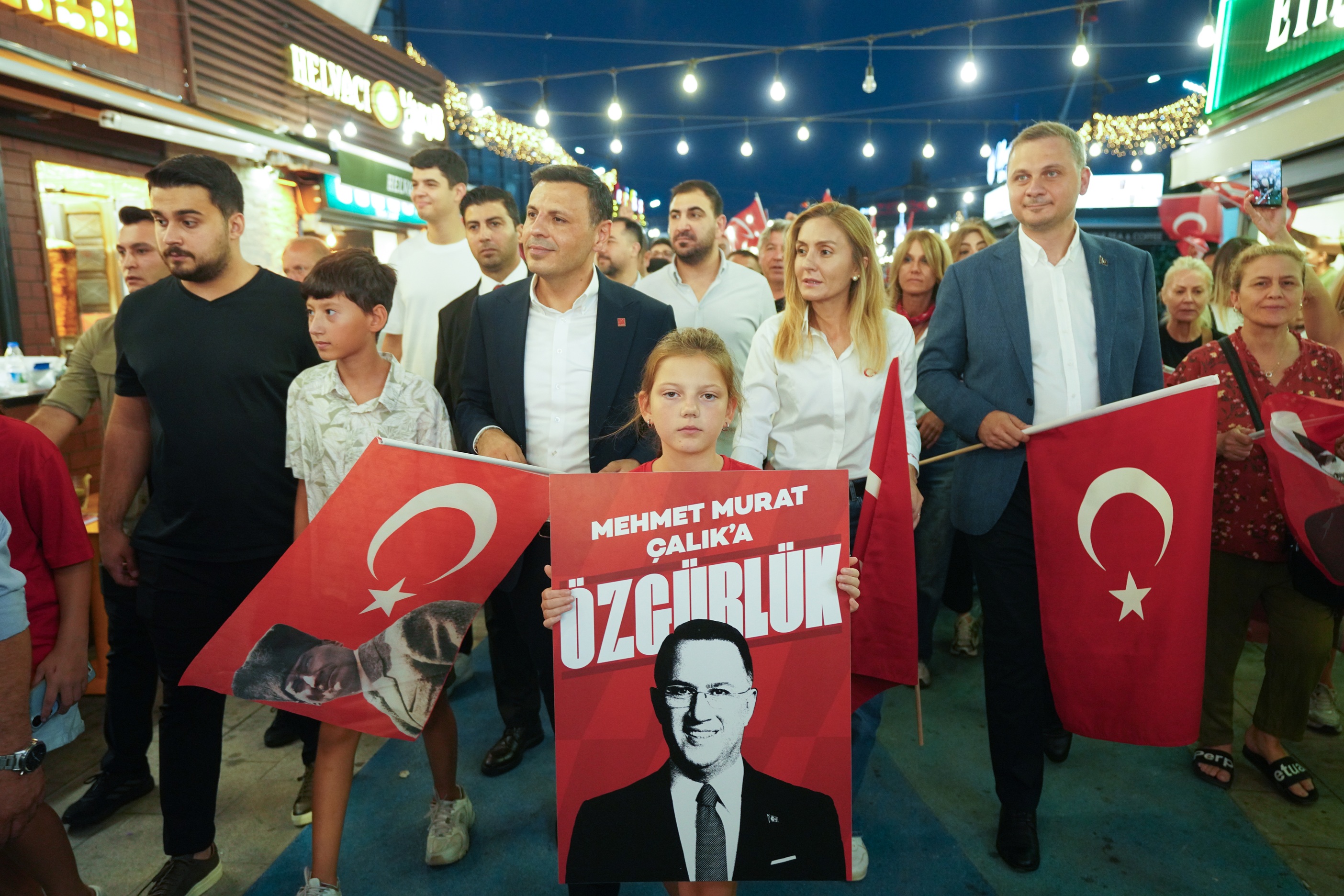 Beylikdüzü, 30 Ağustos’u gururla kutladı