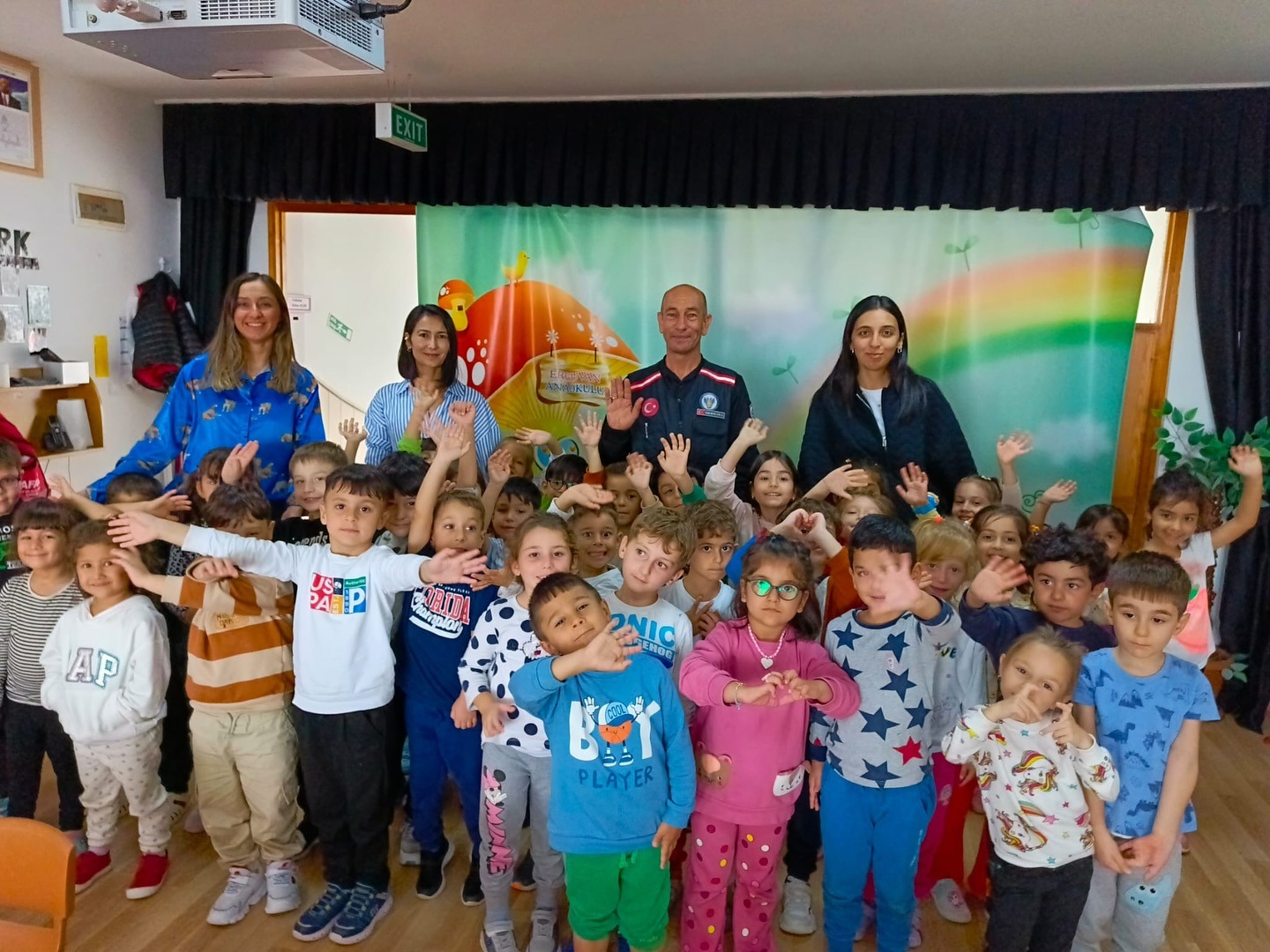 Silivri Arama Kurtarma EkipleriOkullarda Afet Bilinci ve Farkındalık Eğitimlerine Devam Ediyor