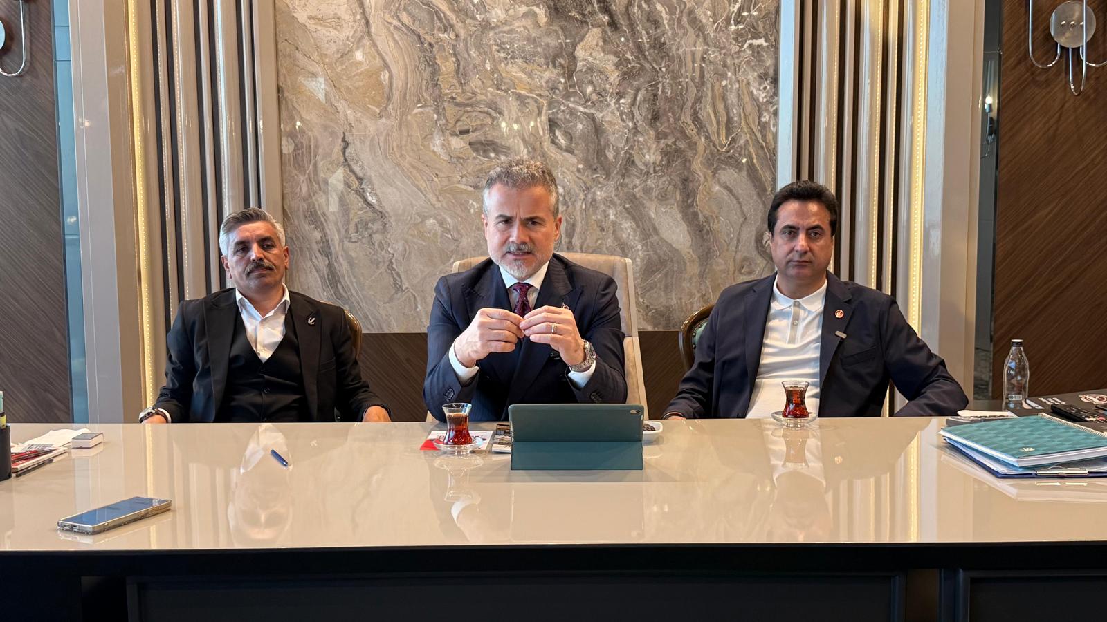 Halis Kahriman’dan Partisine Üye Katılım Töreni