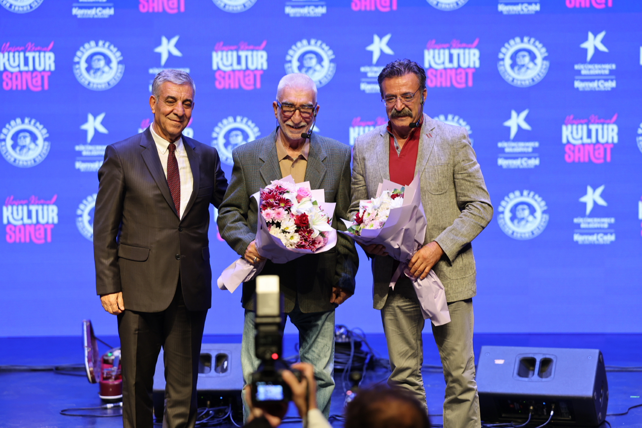 KÜÇÜKÇEKMECE’DE YAŞAR KEMAL KÜLTÜR SANAT SEZONU’NA GÖRKEMLİ AÇILIŞ
