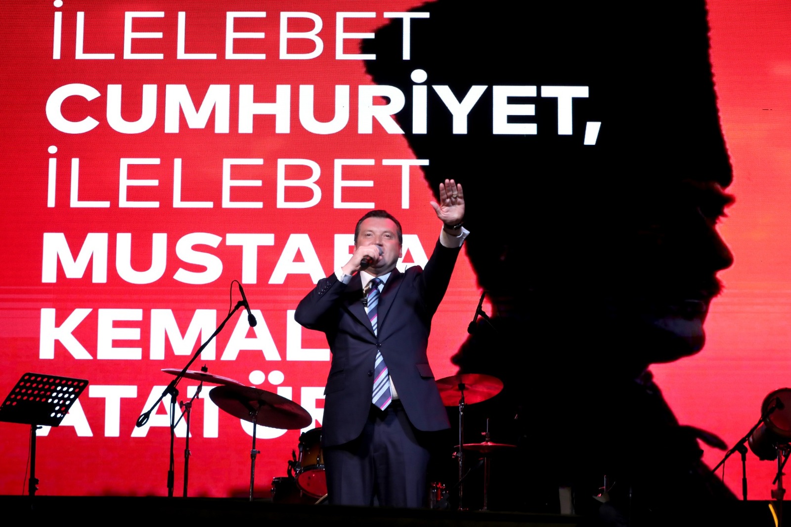 İlelebet Cumhuriyet! İlelebet Mustafa Kemal Atatürk