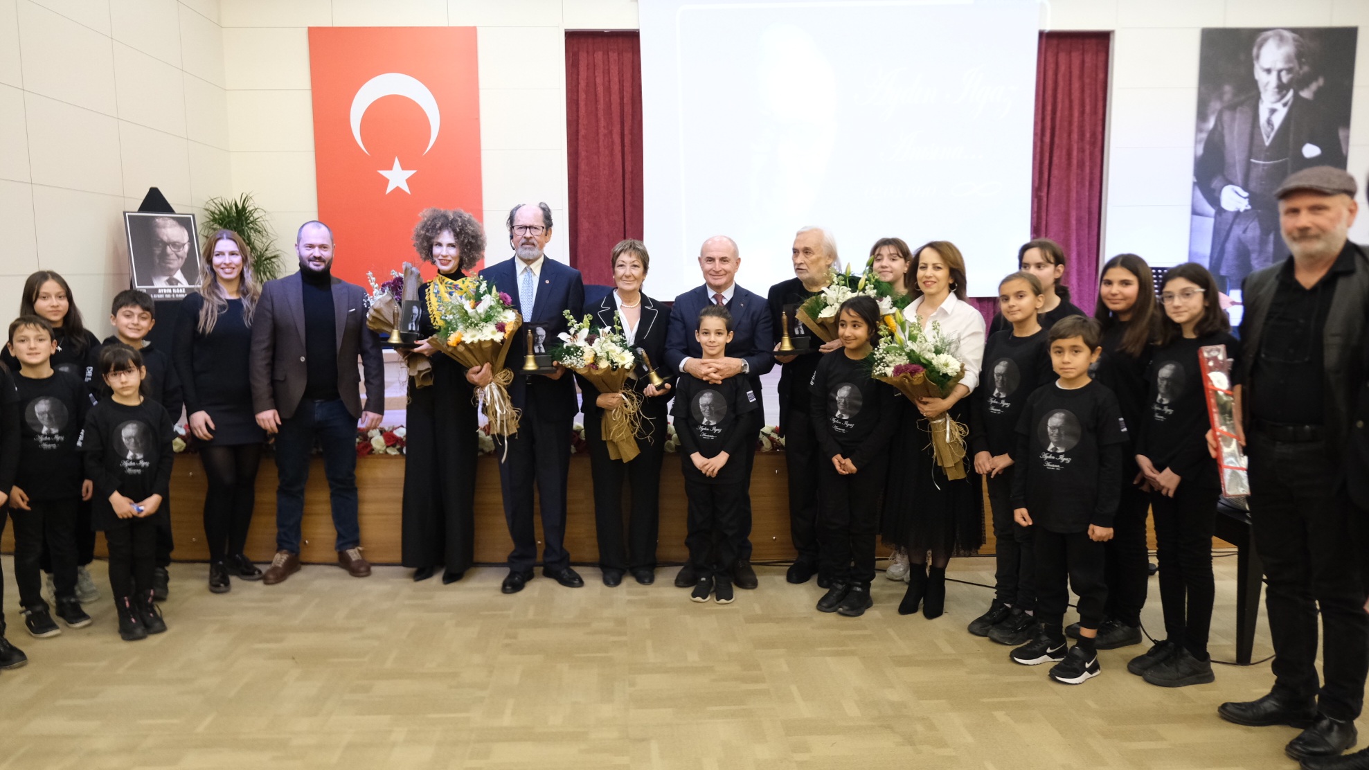 Yazar Aydın Ilgaz saygı, sevgi ve özlemle anıldı