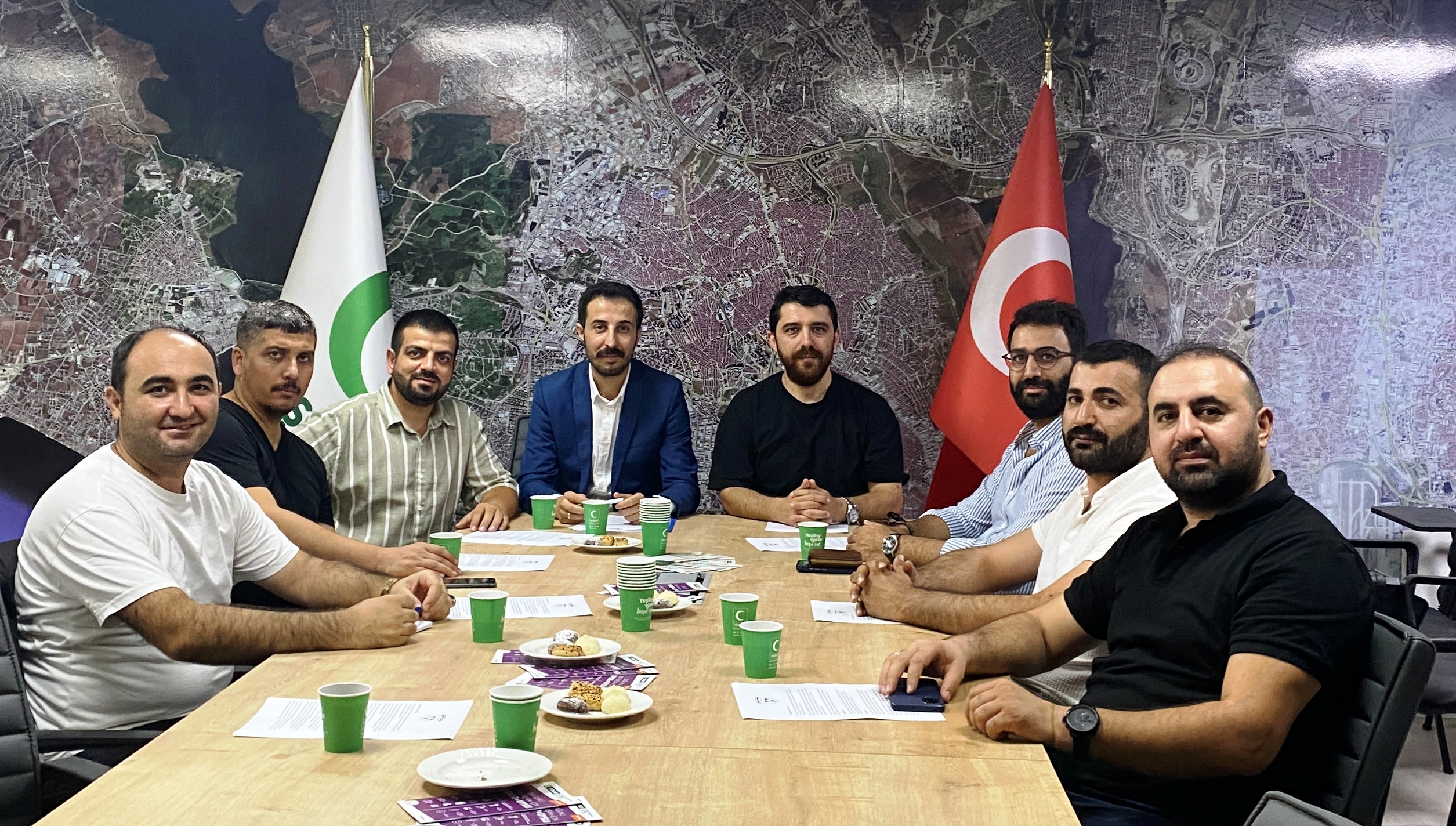 Esenyurt Yeşilay Spor Kulübü’nün Yeni Yönetim Kurulu Göreve Başladı