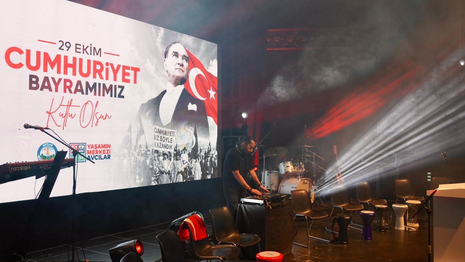 AVCILAR’DA CUMHURİYET BAYRAMI COŞKUYLA KUTLANDI