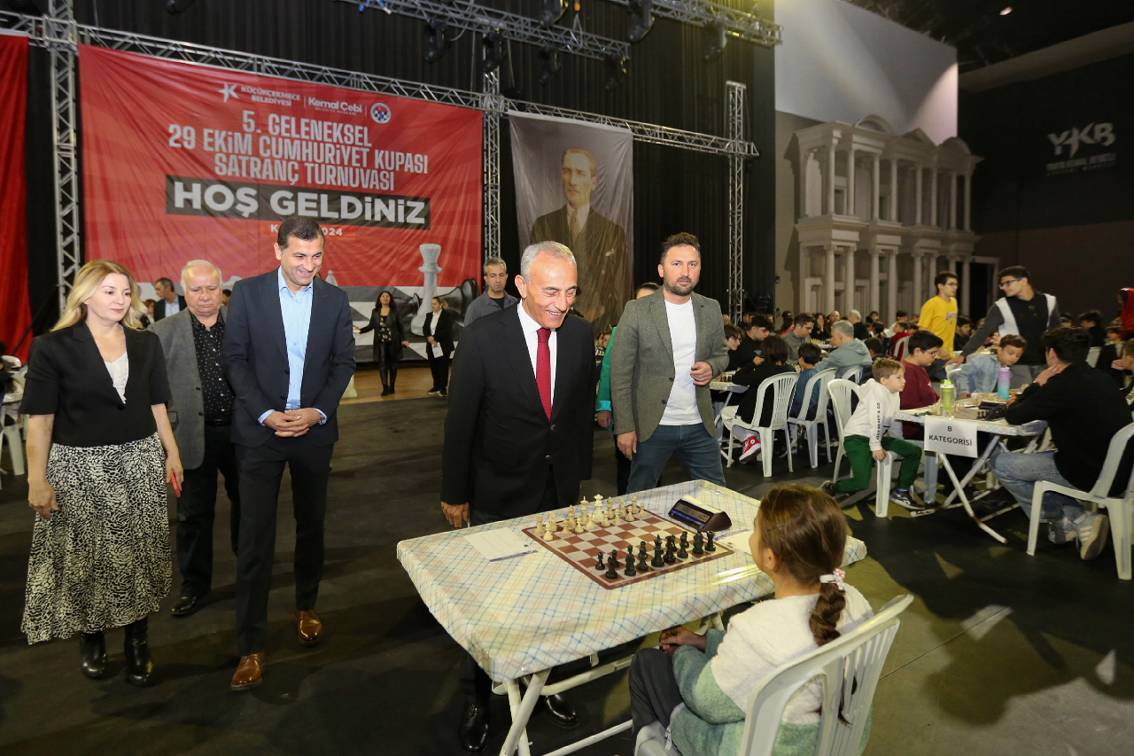 5. Geleneksel 29 Ekim Satranç Turnuvası düzenlendi