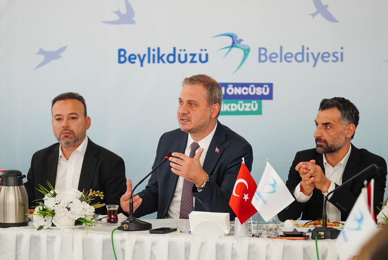 BEYLİKDÜZÜ BELEDİYE BAŞKAN VEKİLİ ÇEBİ YEREL BASINLA BULUŞTU