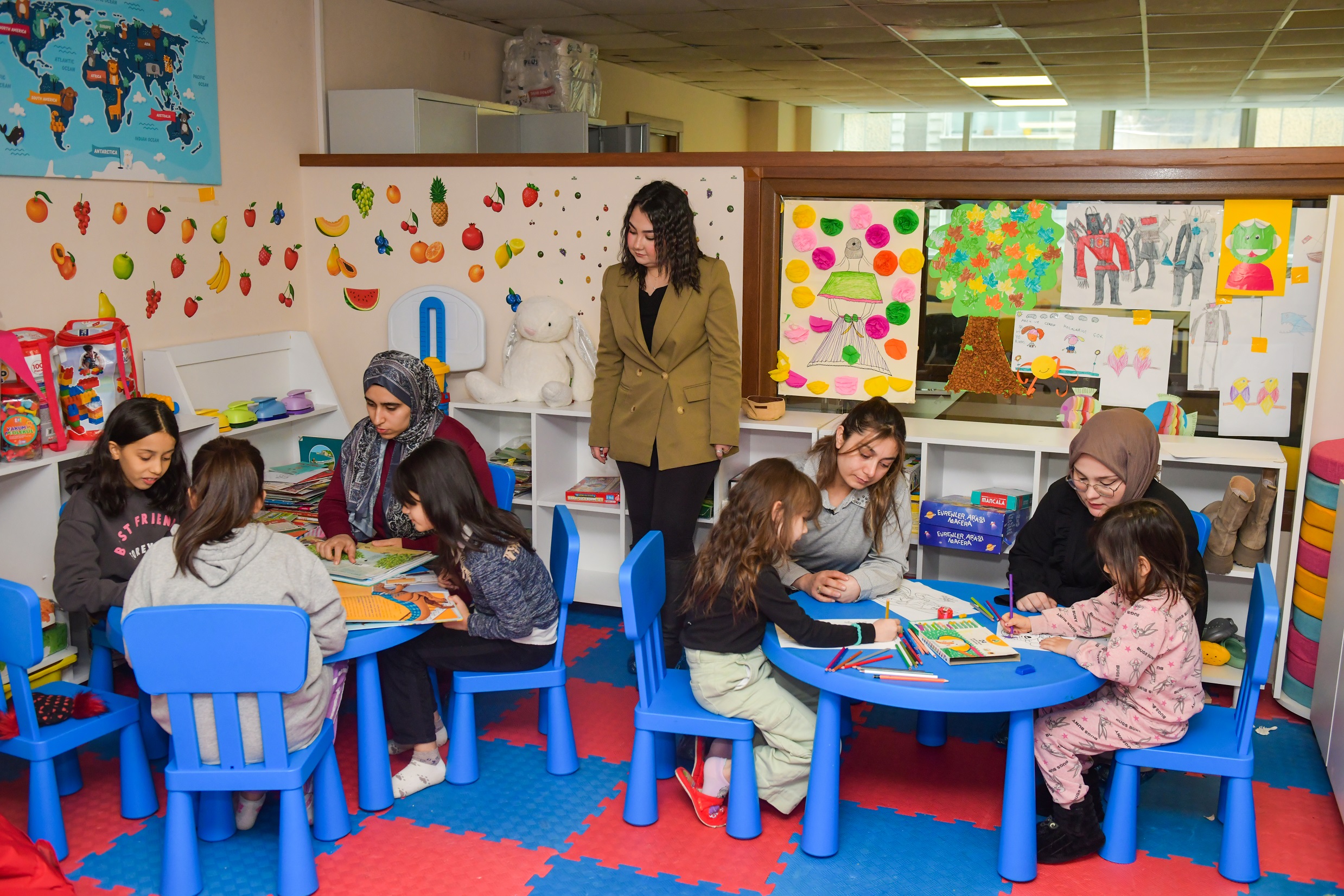 Eğitimle güçlenen kadınlar bu kursta geleceklerine yön veriyor