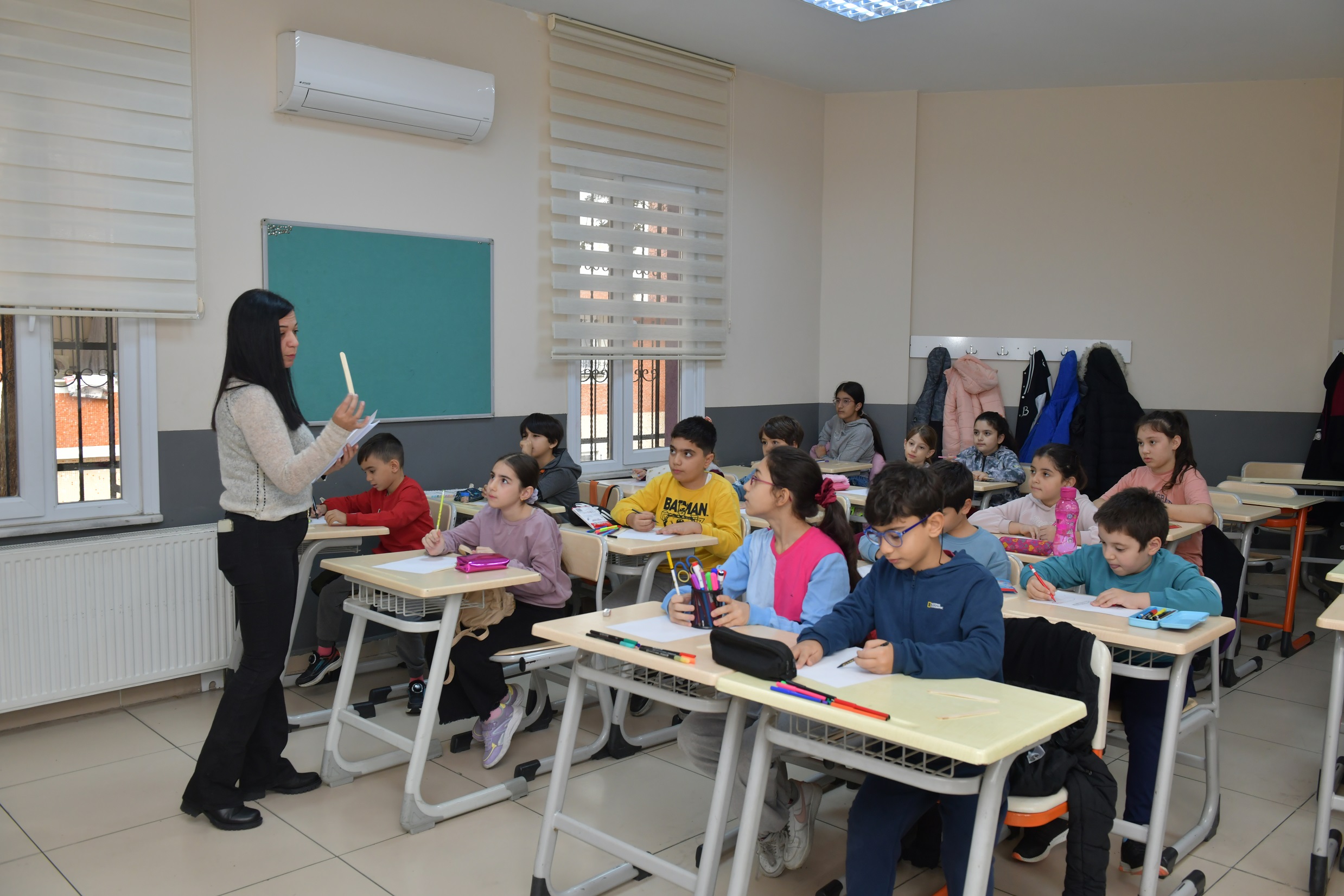 Esenyurt'ta eğitim, sanat ve eğlence “tatil arası” vermedi