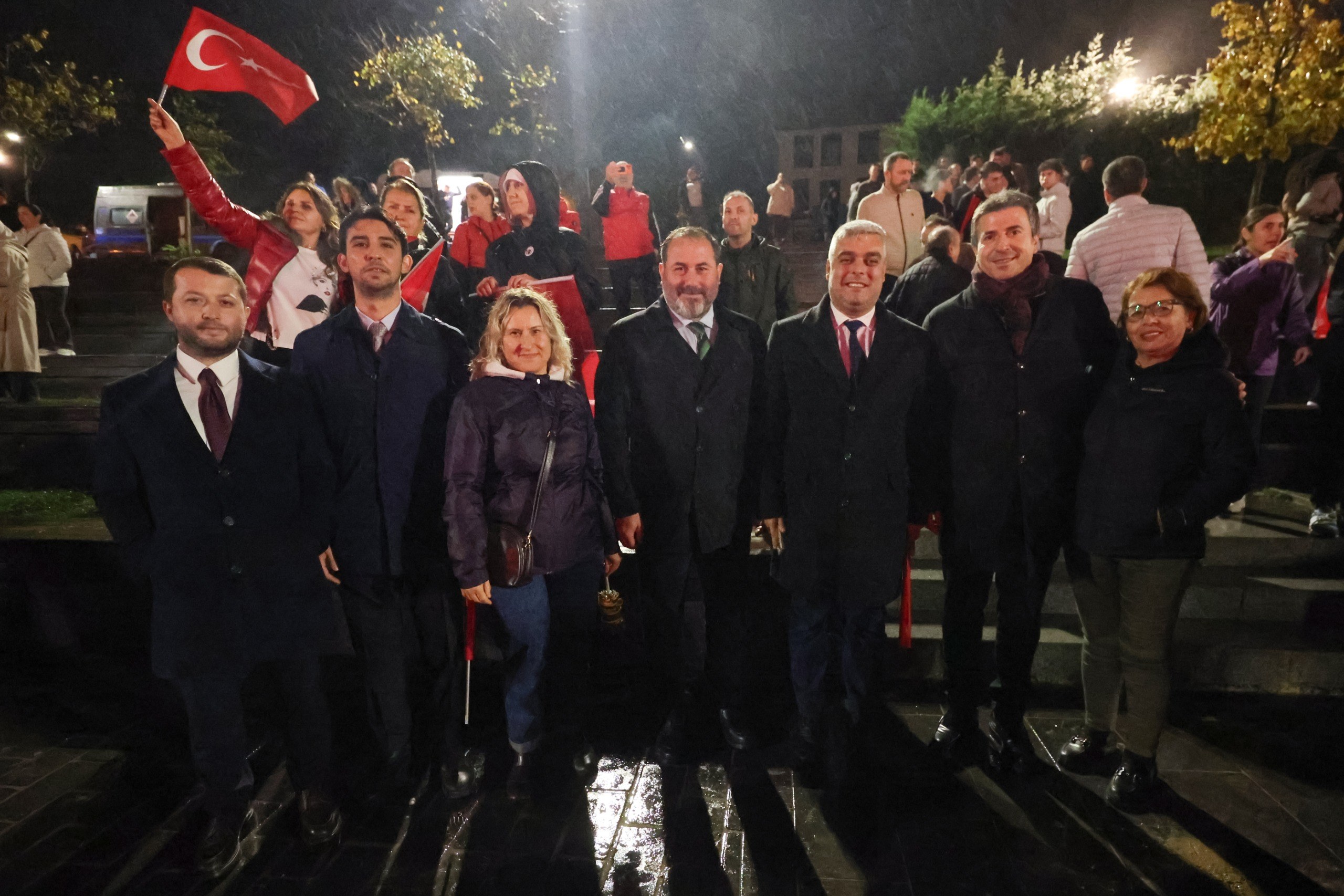 Çatalca’da Fener Alayı ve Konserle 29 Ekim Cumhuriyet Bayramı Coşkusu