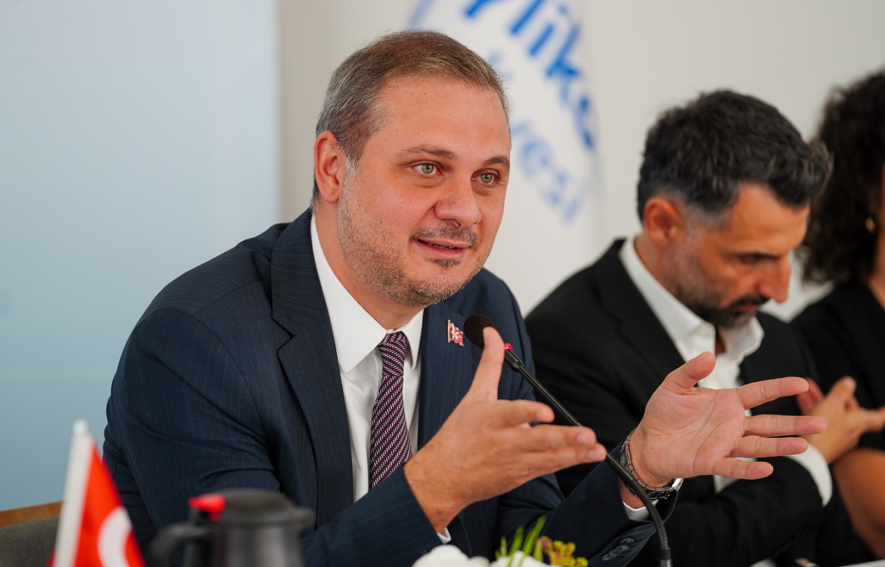 BEYLİKDÜZÜ BELEDİYE BAŞKAN VEKİLİ ÇEBİ YEREL BASINLA BULUŞTU