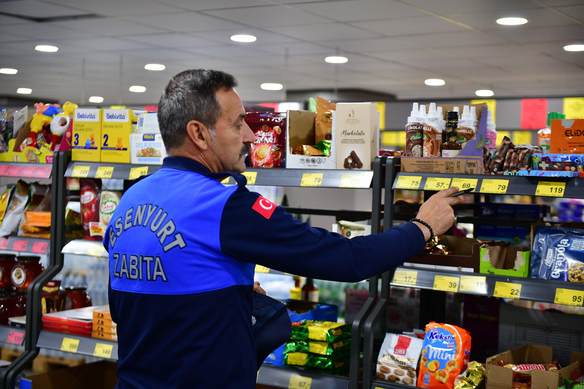Esenyurt’ta Marketlere Sıkı Denetim