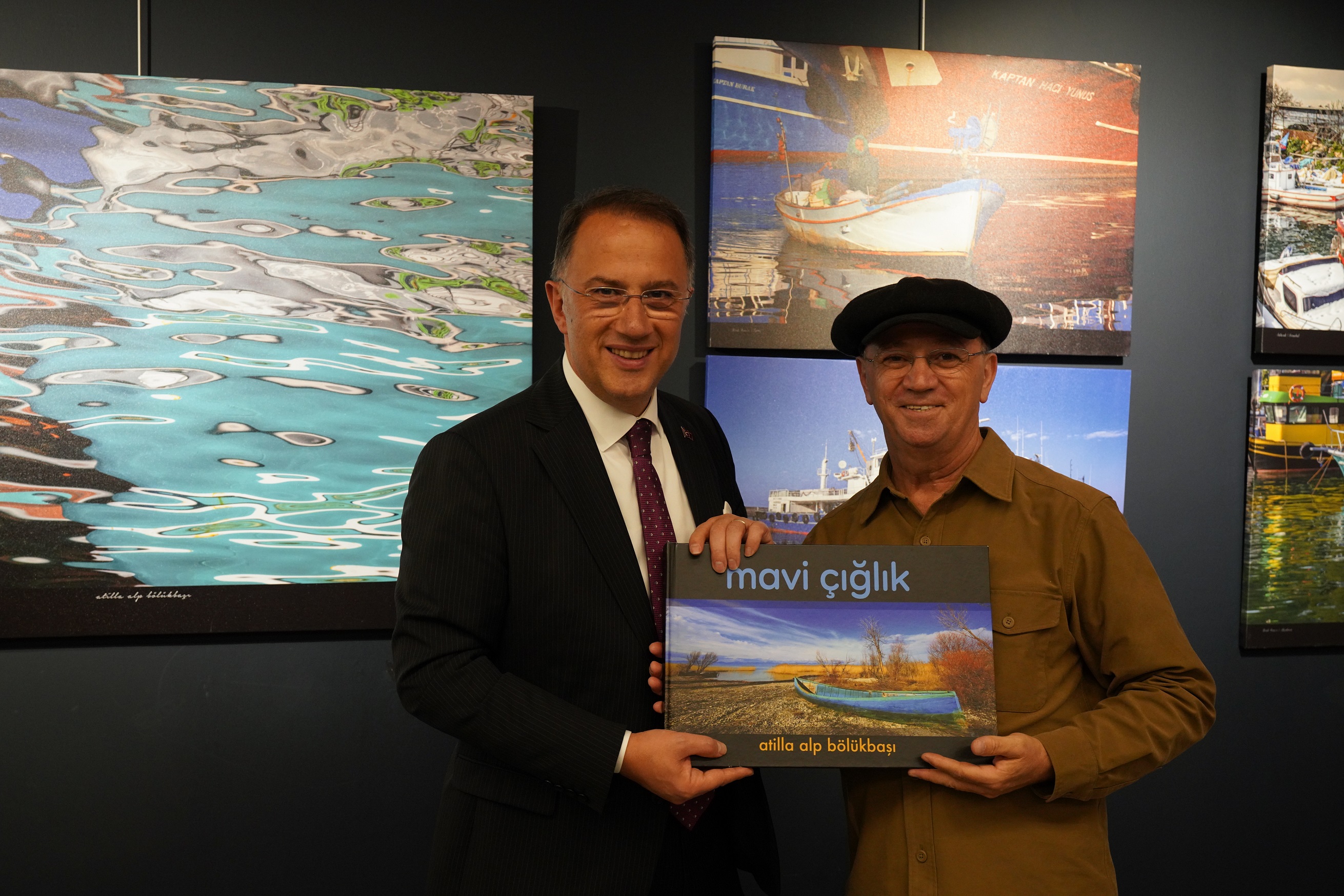 60 yaşında 60. sergisini Beylikdüzü’nde açtı