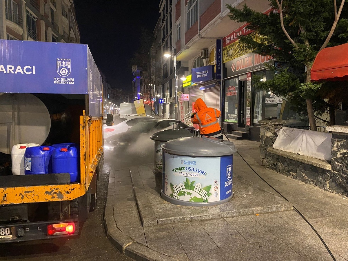 Silivri Belediyesi Temizlik Çalışmalarını Aralıksız Sürdürüyor