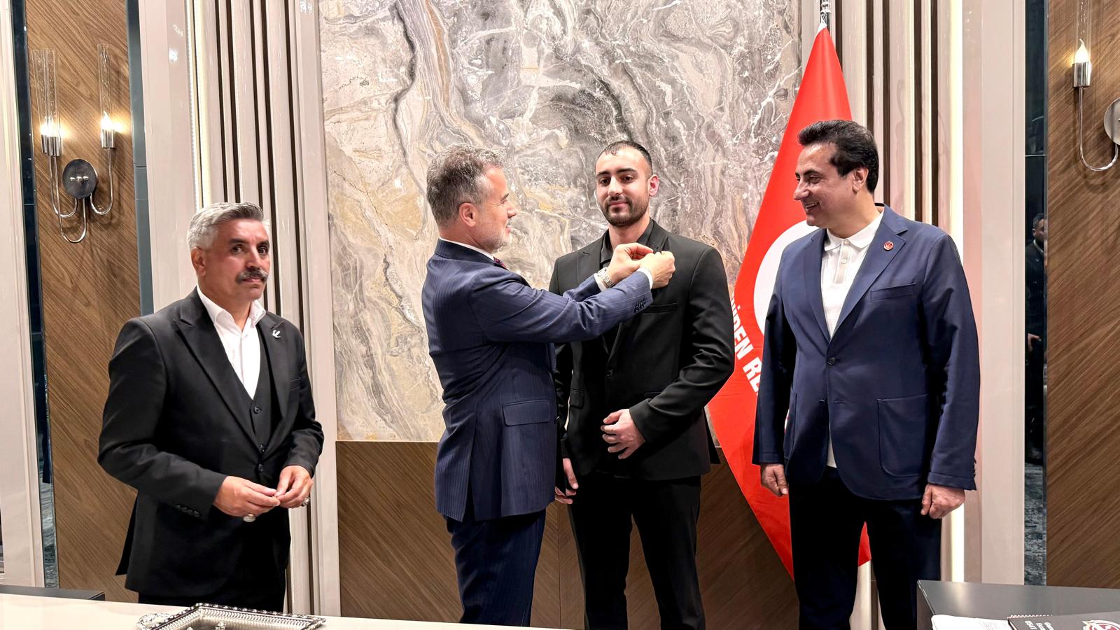 Halis Kahriman’dan Partisine Üye Katılım Töreni