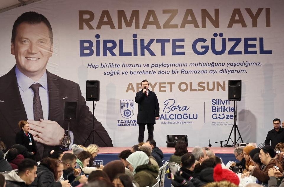 Başkan Balcıoğlu, Silivri Sahili'ndeki İftar Çadırında Vatandaşlarla Buluştu
