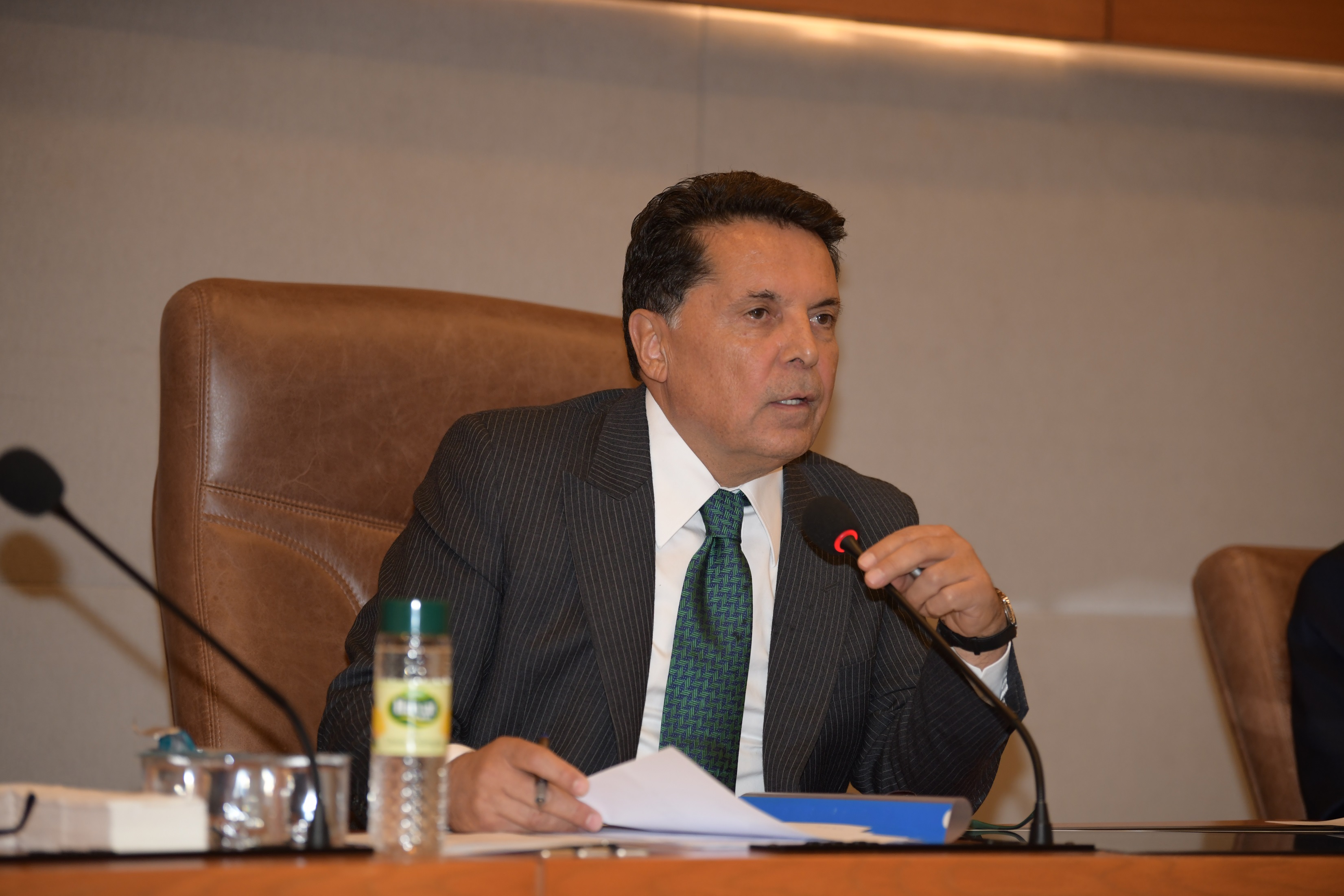 Başkan Özer, eleştirilere belgeyle cevap verdi