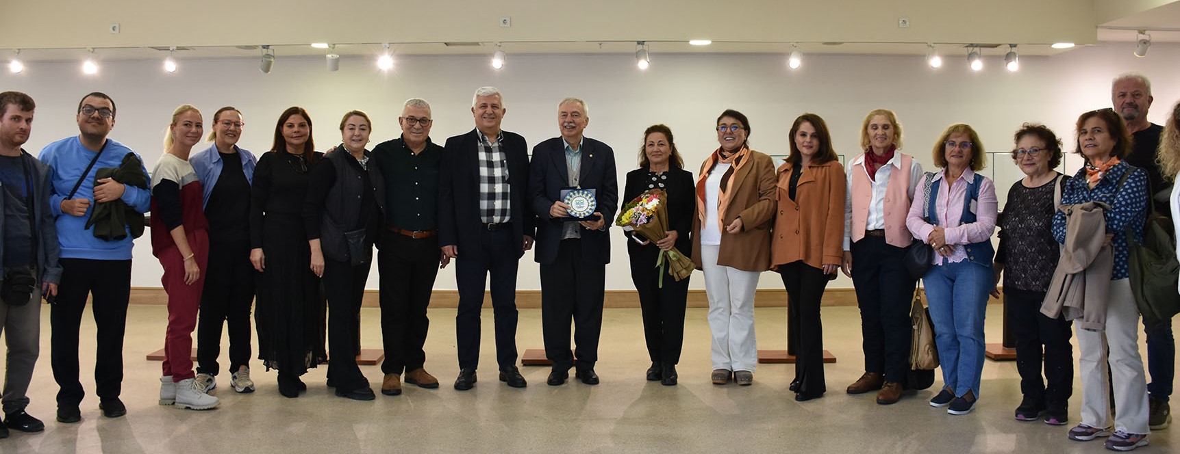 Yarım asırlık koleksiyon, sanatseverlerle buluştu