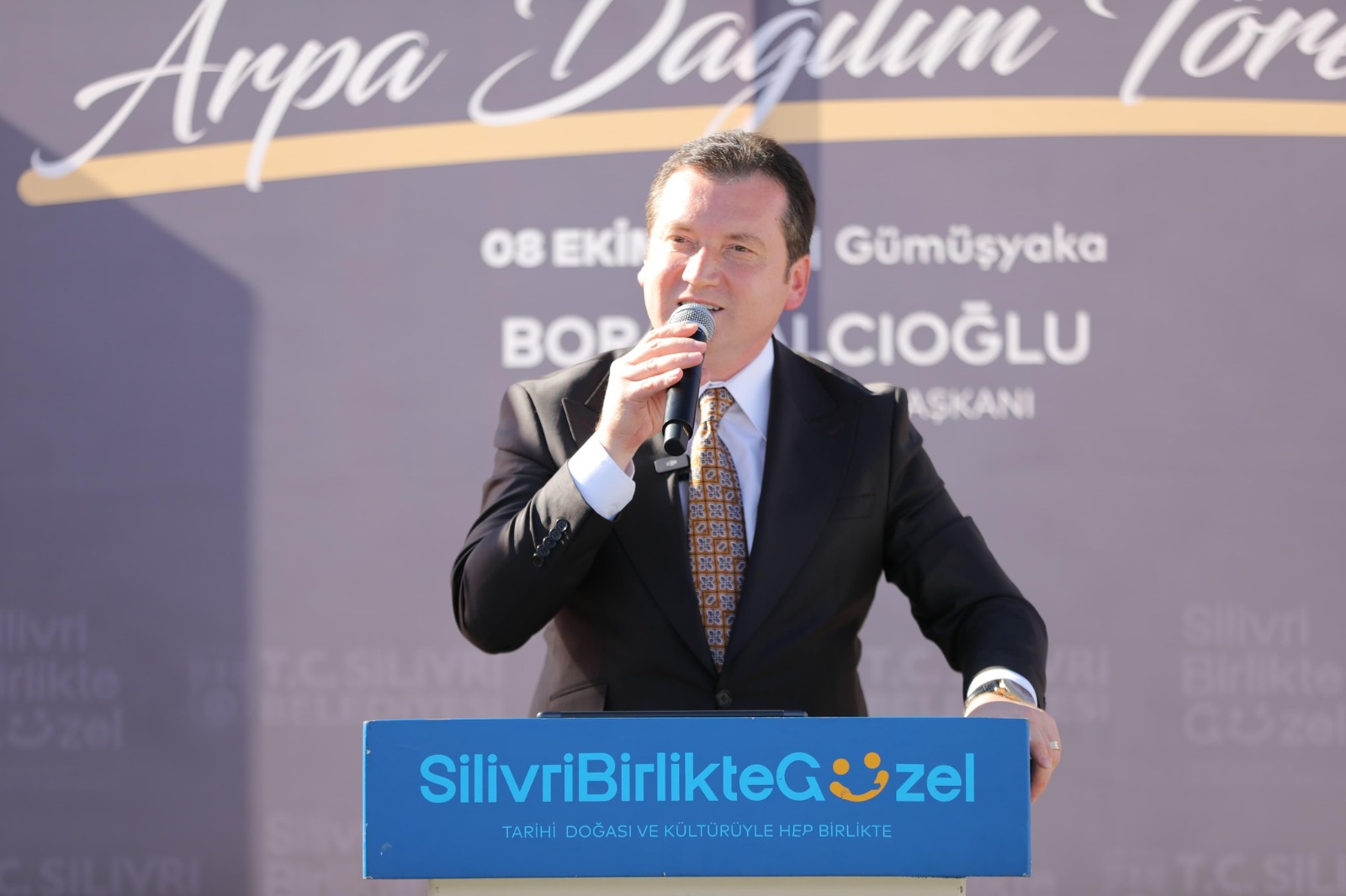 Silivri Belediyesi Yerli ve Milli Tohumluk Arpa Dağıtım Töreni Gerçekleştirdi