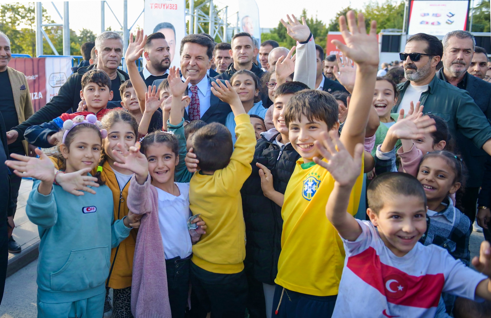 “Mahalle Bizim, Kararlarımız Ortak” sloganıyla Esenyurt’ta yeni dönem