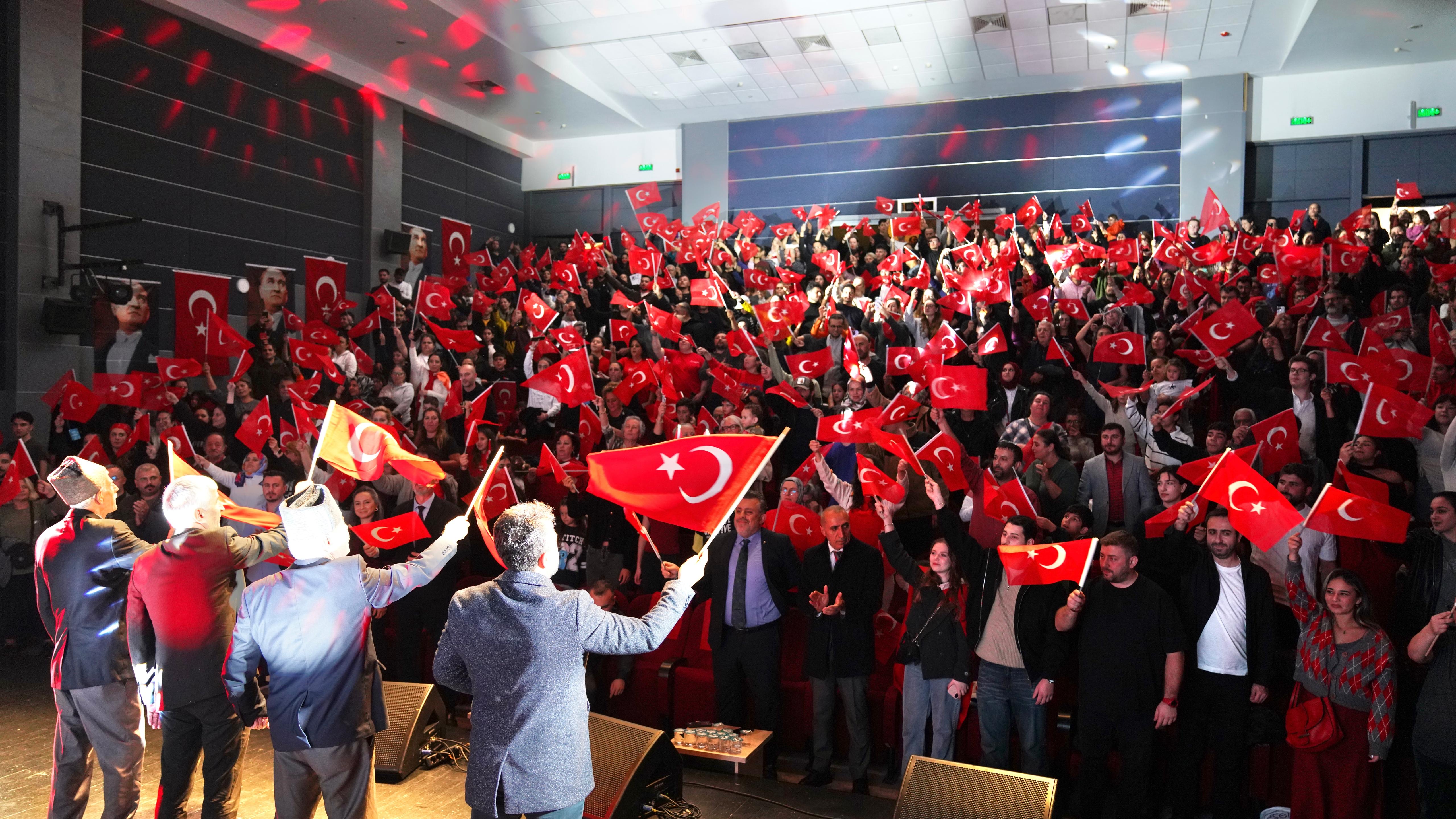 AVCILAR’DA CUMHURİYET BAYRAMI COŞKUYLA KUTLANDI