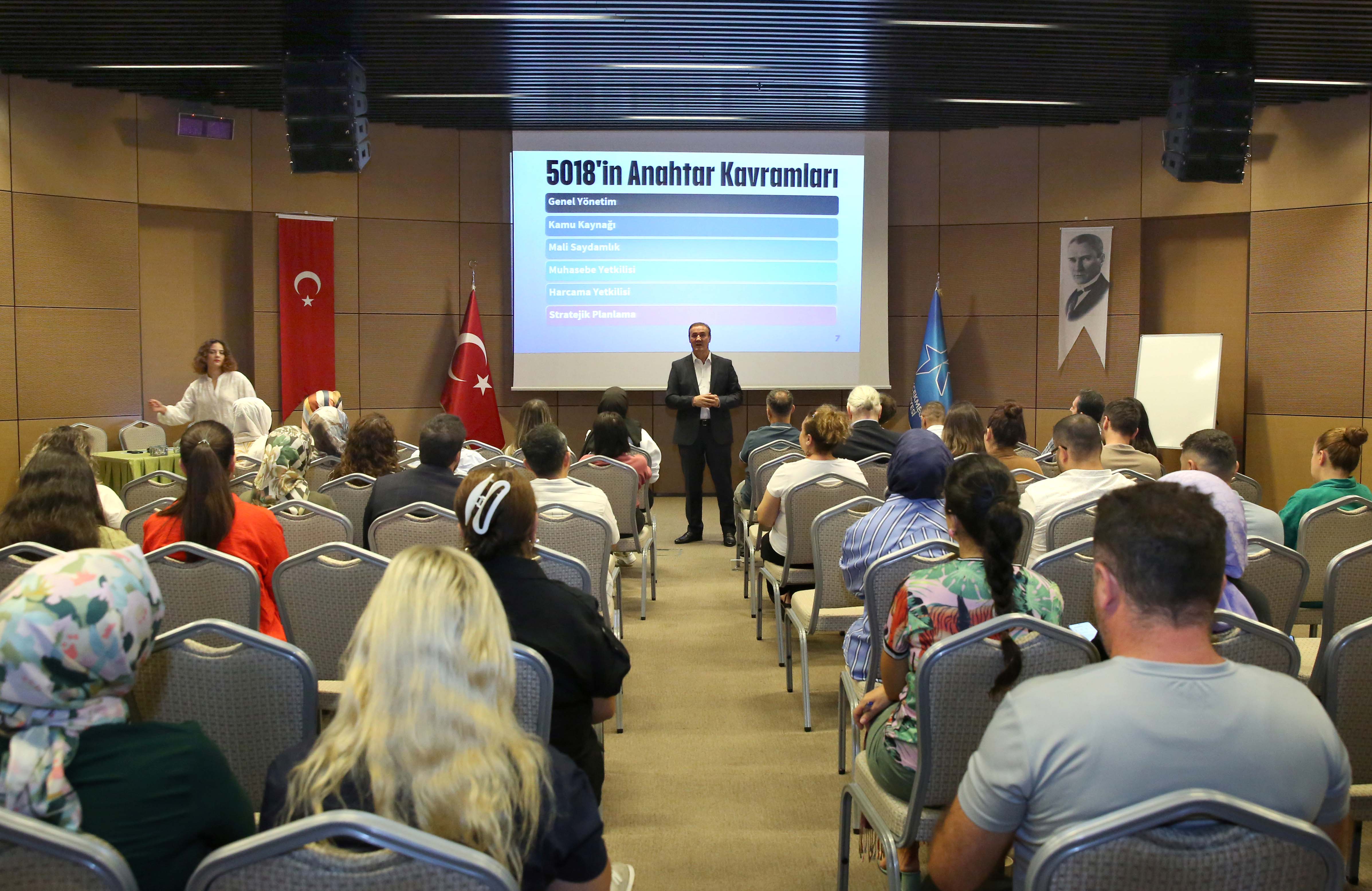 Küçükçekmece Belediyesi personel’e yönelik kurum içi eğitimlerine devam ediyor