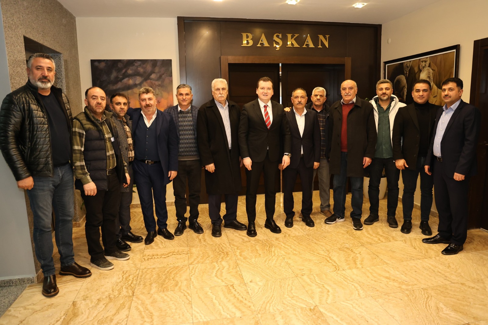 Başkan Balcıoğlu, Muşlular Derneği yönetim kurulu üyelerini makamında ağırladı