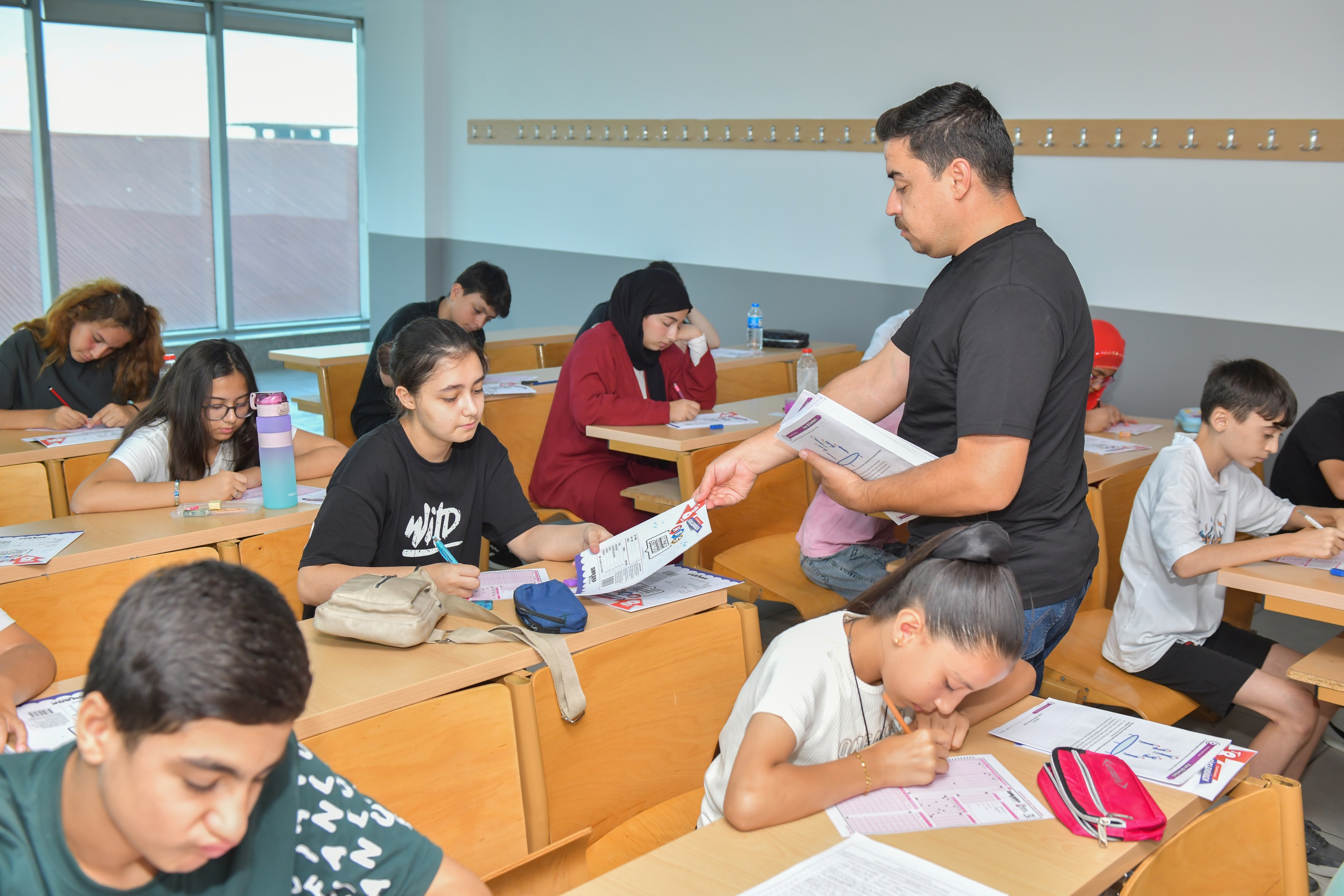 Esenyurt Belediyesi’nden Öğrencilere Ücretsiz LGS Kursu