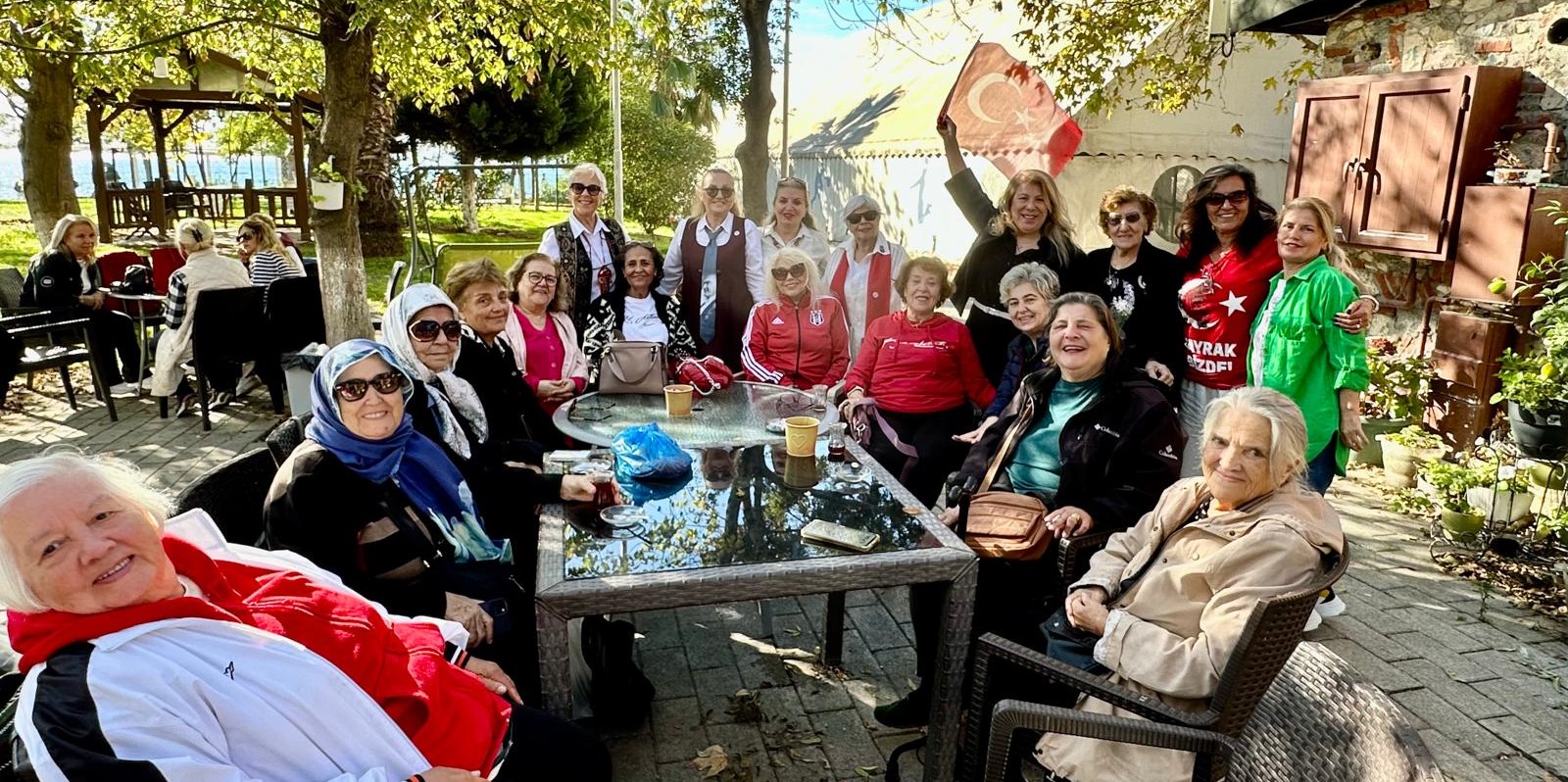 Toraman : Cumhuriyet kadınla güçlüdür