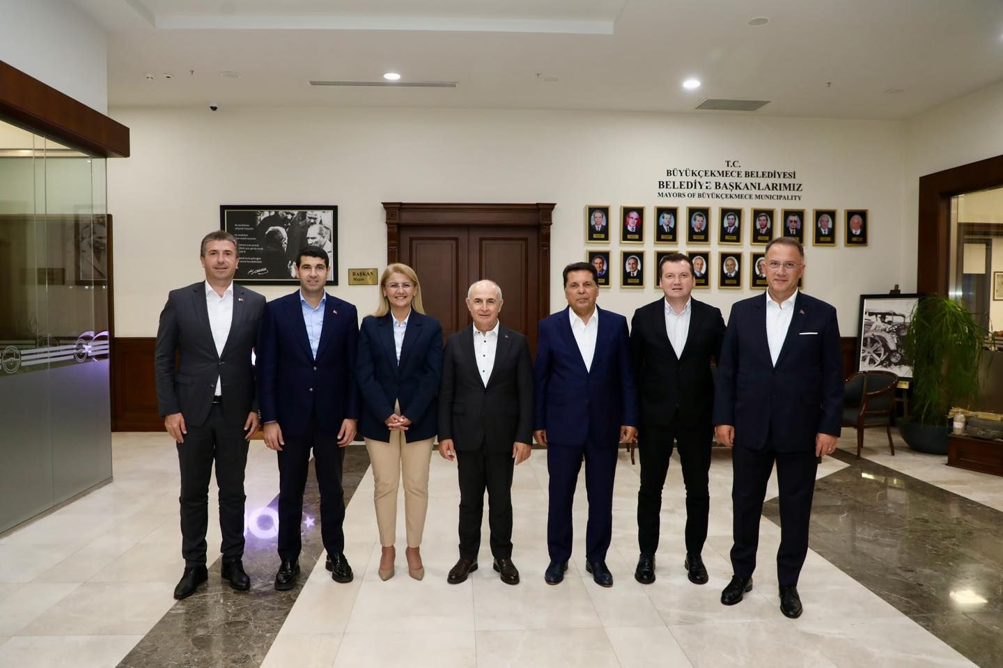 İstanbul 3. Bölge CHP Belediye Başkanları, Belediye Başkanı Dr. Hasan Akgün'ün Ev Sahipliğinde Bir Araya Geldi