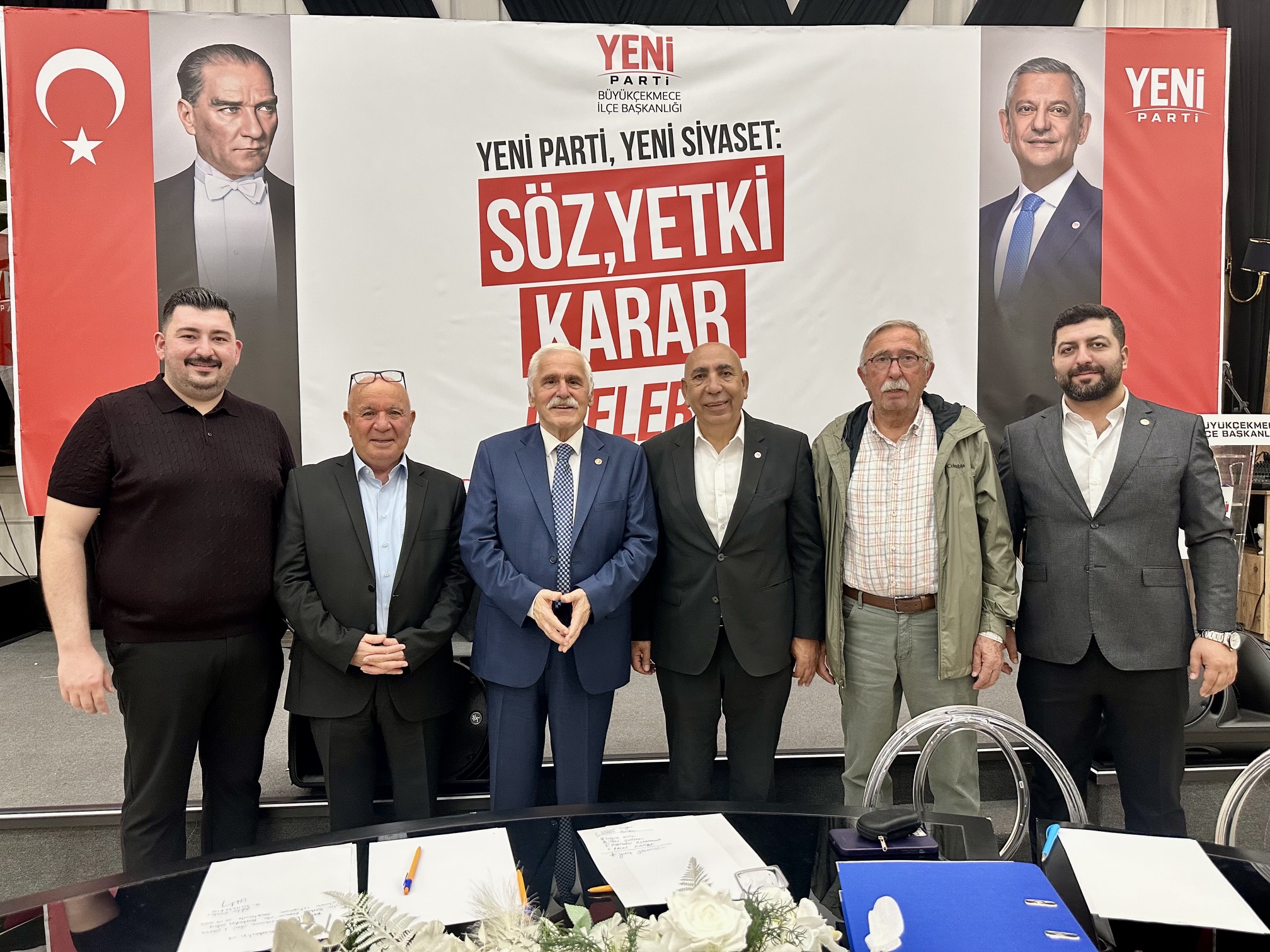 Çicekci: “Tabela siyaseti yapmıyoruz”
