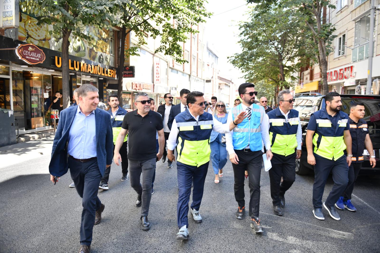 Başkan Özer: “Esenyurt bugüne kadar görmediği hizmetlerle buluşacak”