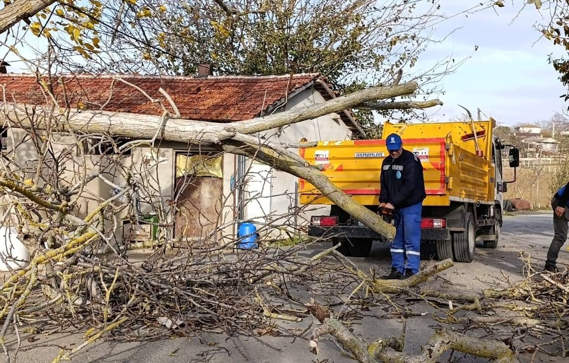 Silivri Belediyesi’nden Kötü Hava Koşullarına Uyarı