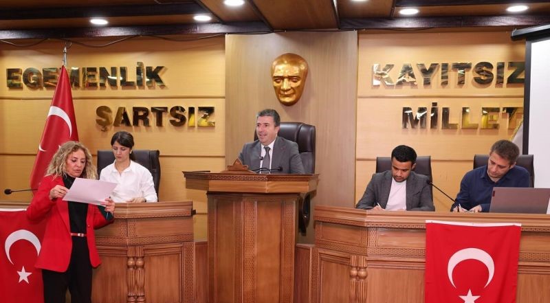 Başkan Güzel Stajyer Öğrencilerle Buluştu