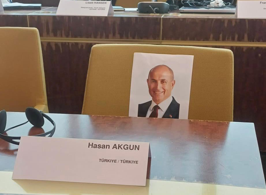 Türkiye’de muhalif belediye başkanlarına yönelik tutuklamalar endişe verici