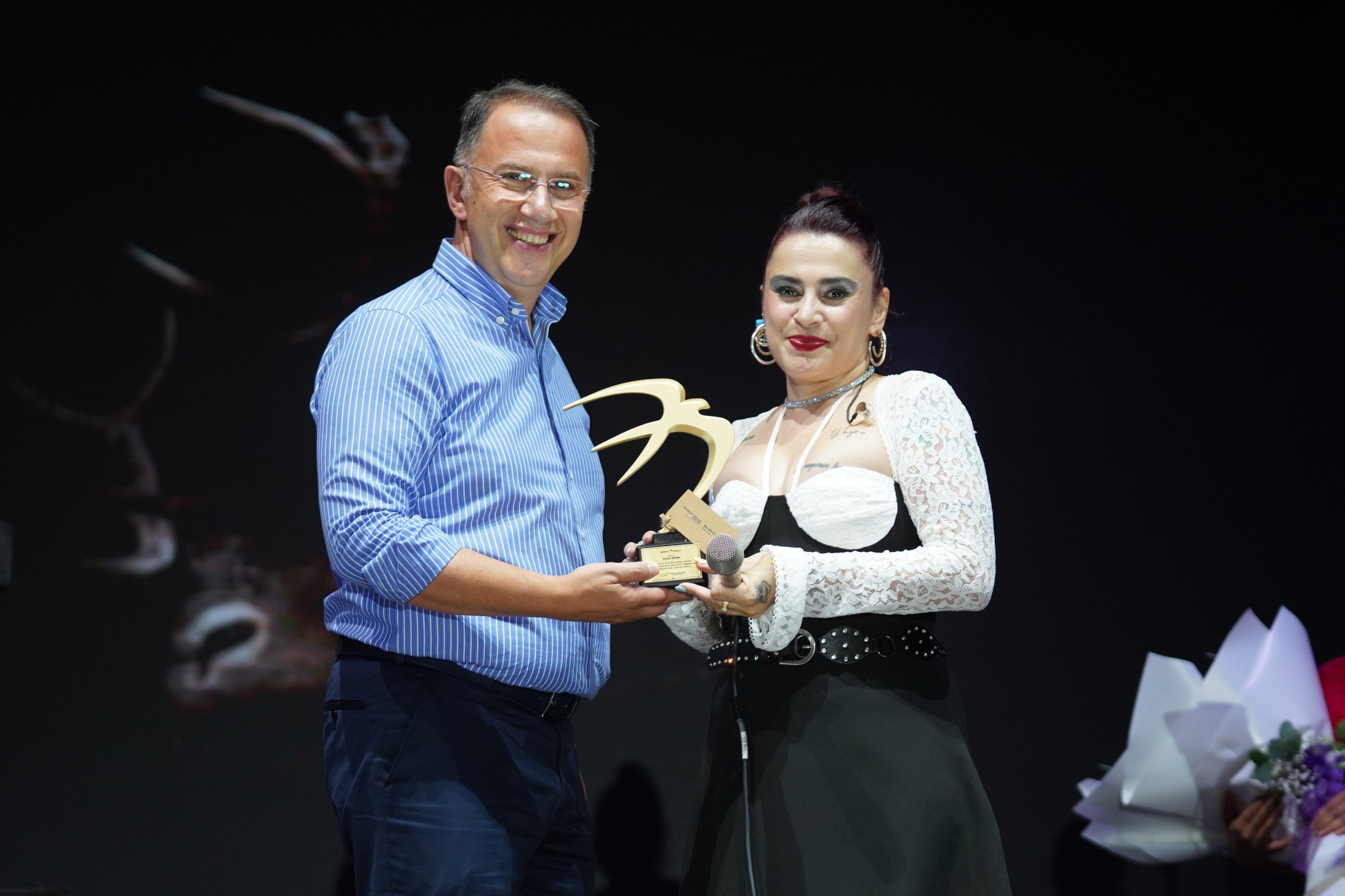 11. Barış ve Sevgi buluşmalarına muhteşem final