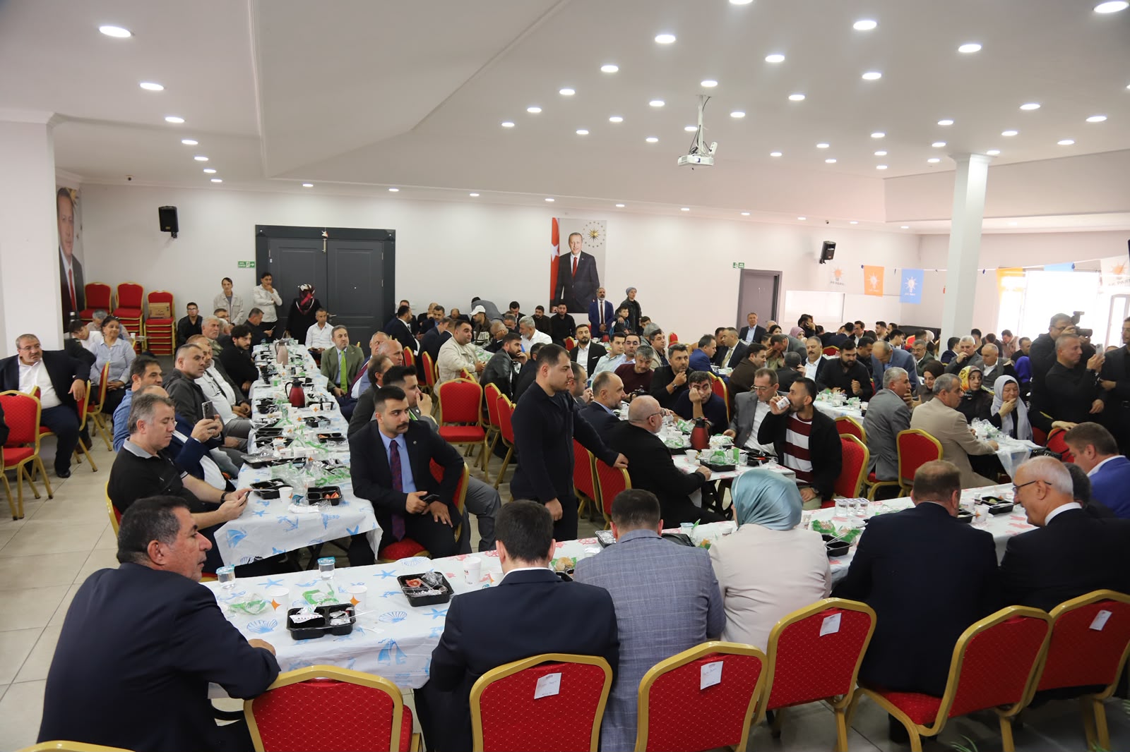 Güçlü bir Esenyurt için Türkiye Yüzyılı Buluşması’nda yatırımlar görüşüldü