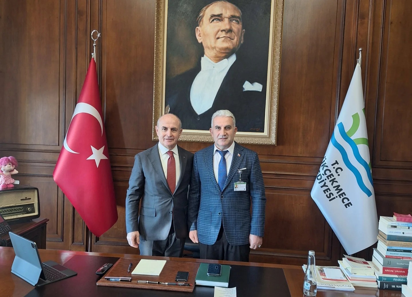 Zeki Akgün'de emeklilik kervanına katıldı