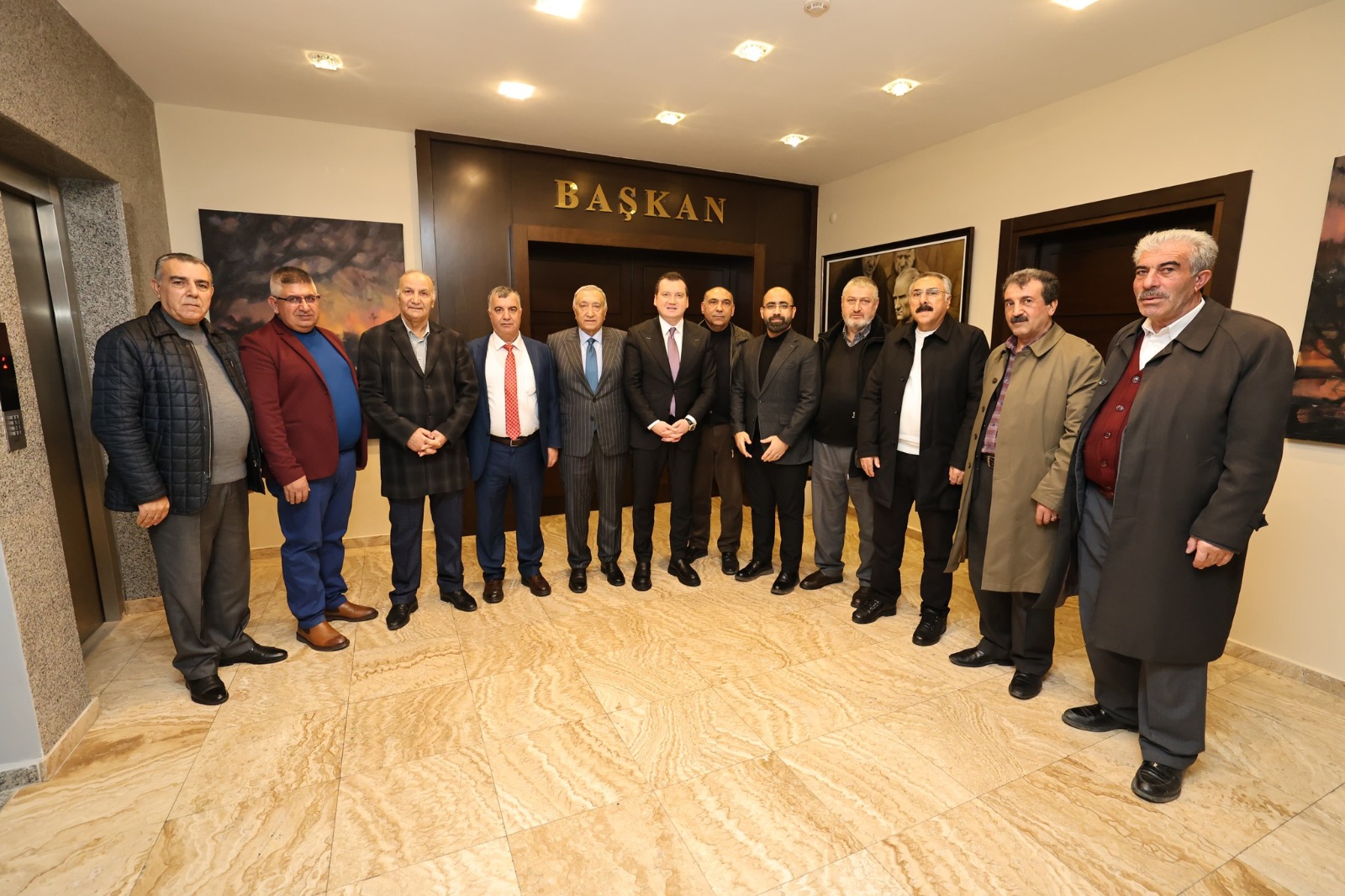 Başkan Balcıoğlu, Ağrılılar Derneği Başkanı Muhlis Çil'i Ağırladı