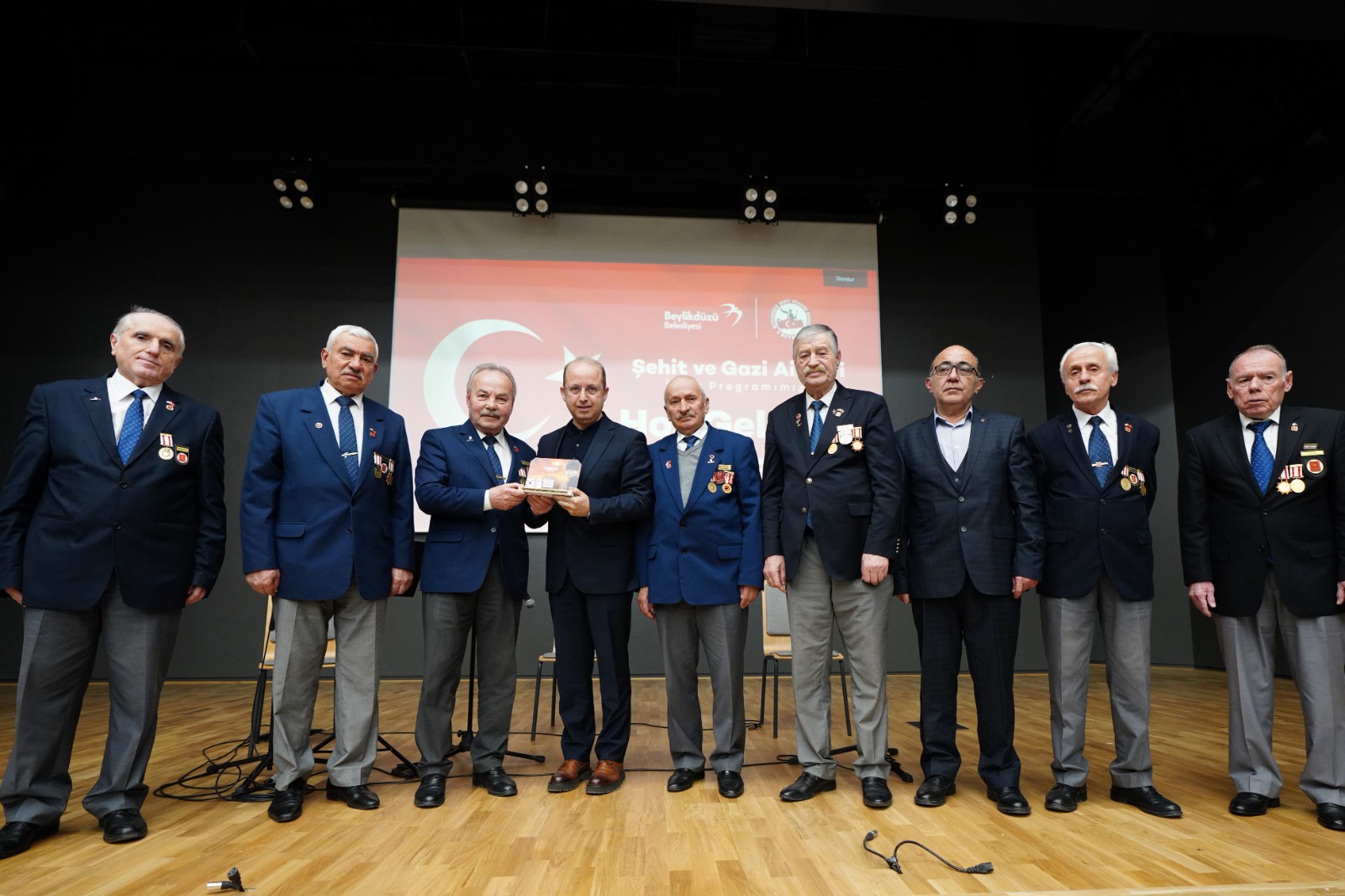Beylikdüzü’nde Şehit aileleri ve gazilerle anlamlı buluşma