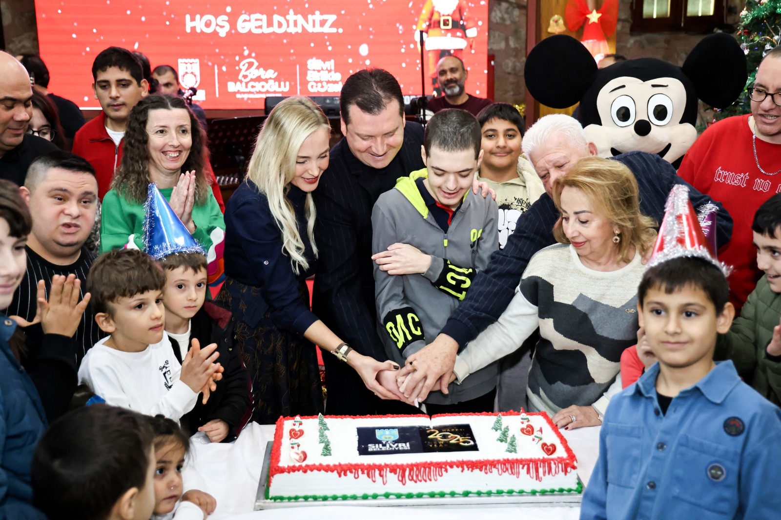 Başkan Balcıoğlu, Özel Bireylerle Yılbaşı Coşkusunu Paylaştı