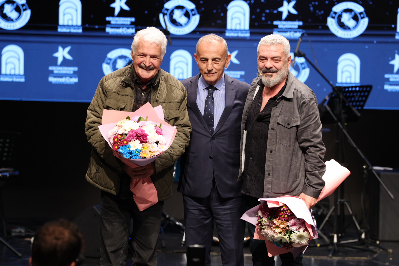 Küçükçekmece’de Attilâ İlhan Kültür Sanat Sezonu Açıldı