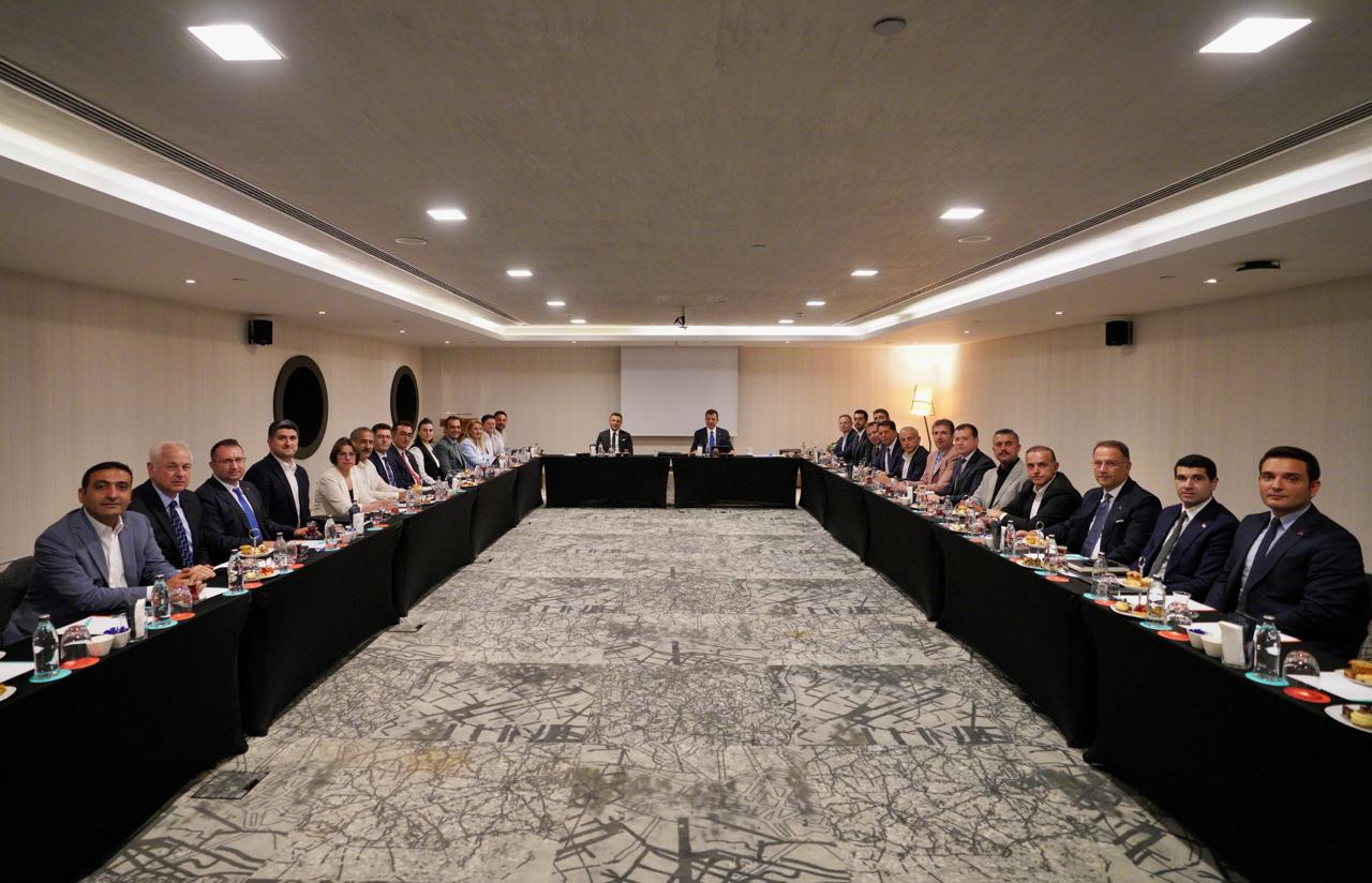 Başkan Balcıoğlu, İlçe Belediye Başkanları Toplantısına Katıldı