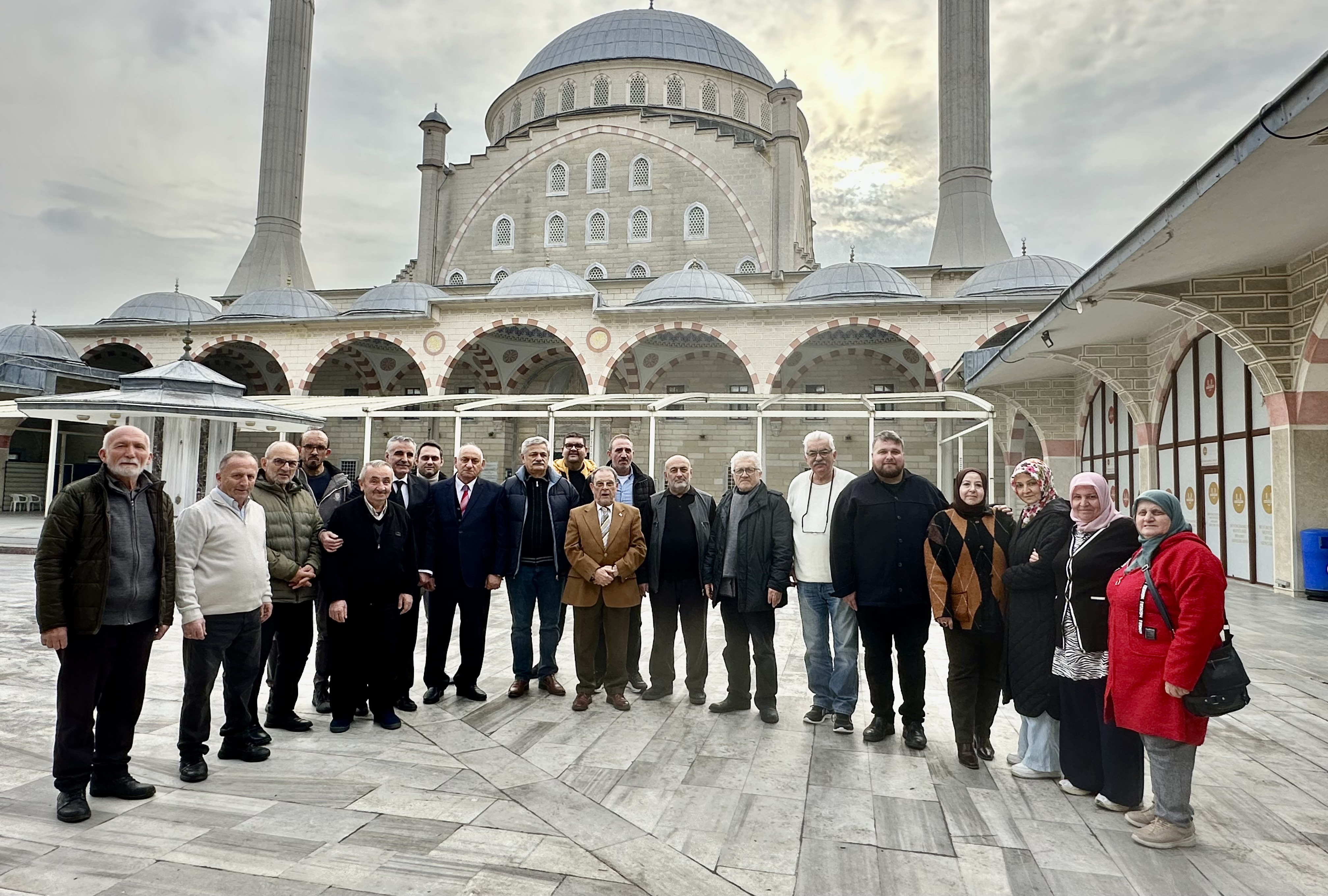 Kuba Camii'si Dernek Başkanı Mehmet Bıyık yeniden başkan seçildi