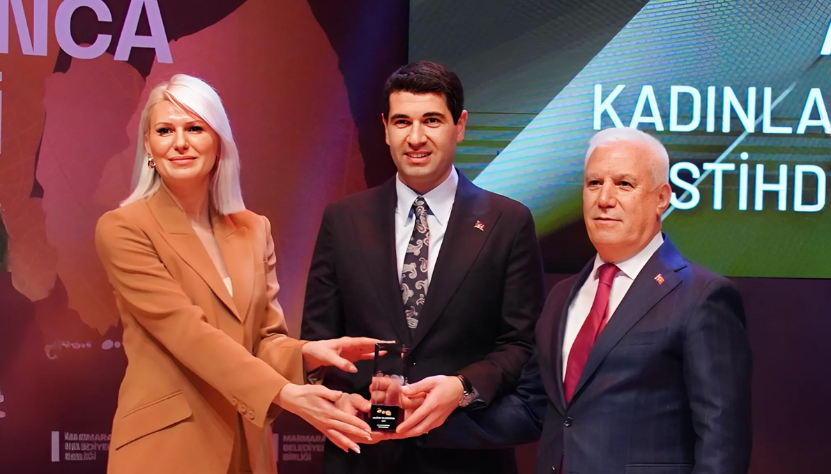 Avcılar Belediyesi’ne Altın Karınca ödülü