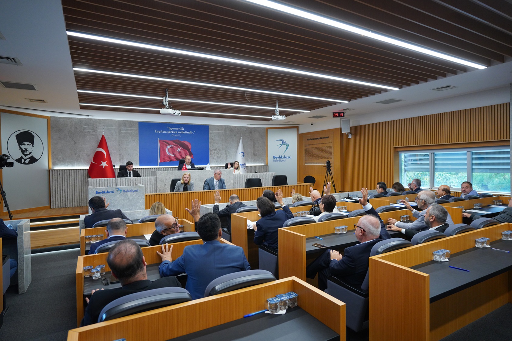 Beylikdüzü’nde 2027 mali yılı bütçesi oy çokluğuyla kabul edildi