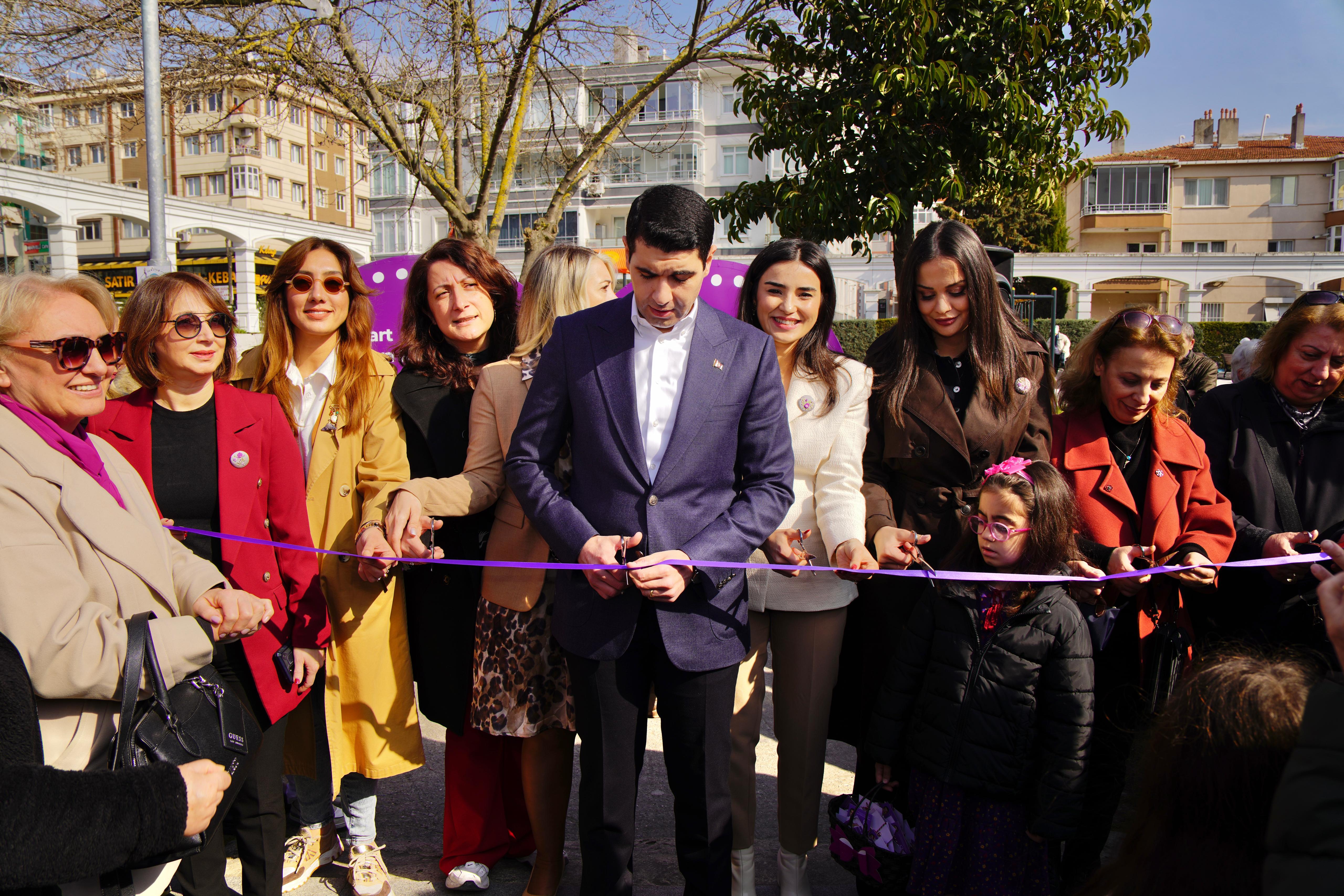 Kadın El Emeği Pazarı Avcılar’da açıldı