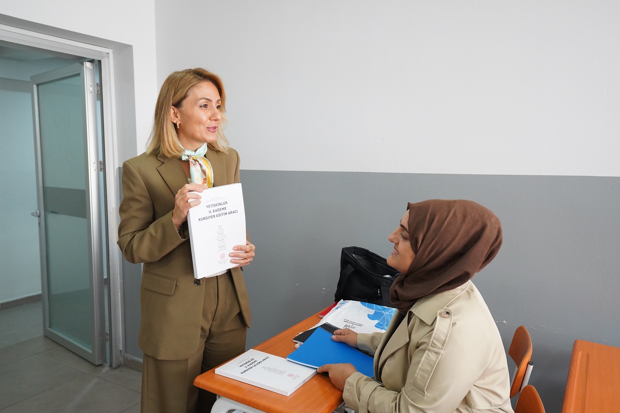 BEYLİKDÜZÜ BELEDİYESİ’NDEN EĞİTİMDE FIRSAT EŞİTLİĞİNE DESTEK